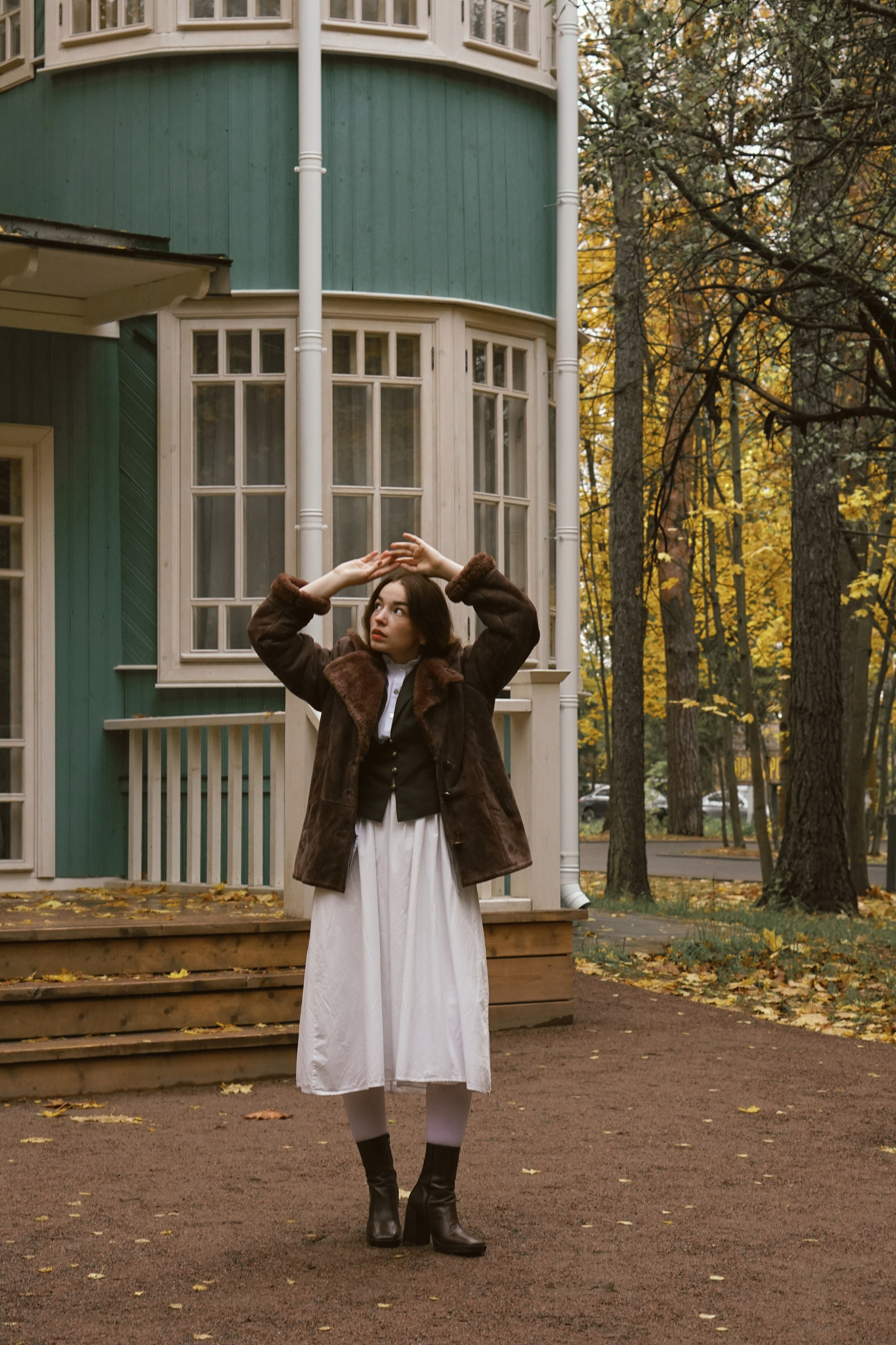 Лиза — Переделкино осеннее. Фотограф Москва — Полина Робин