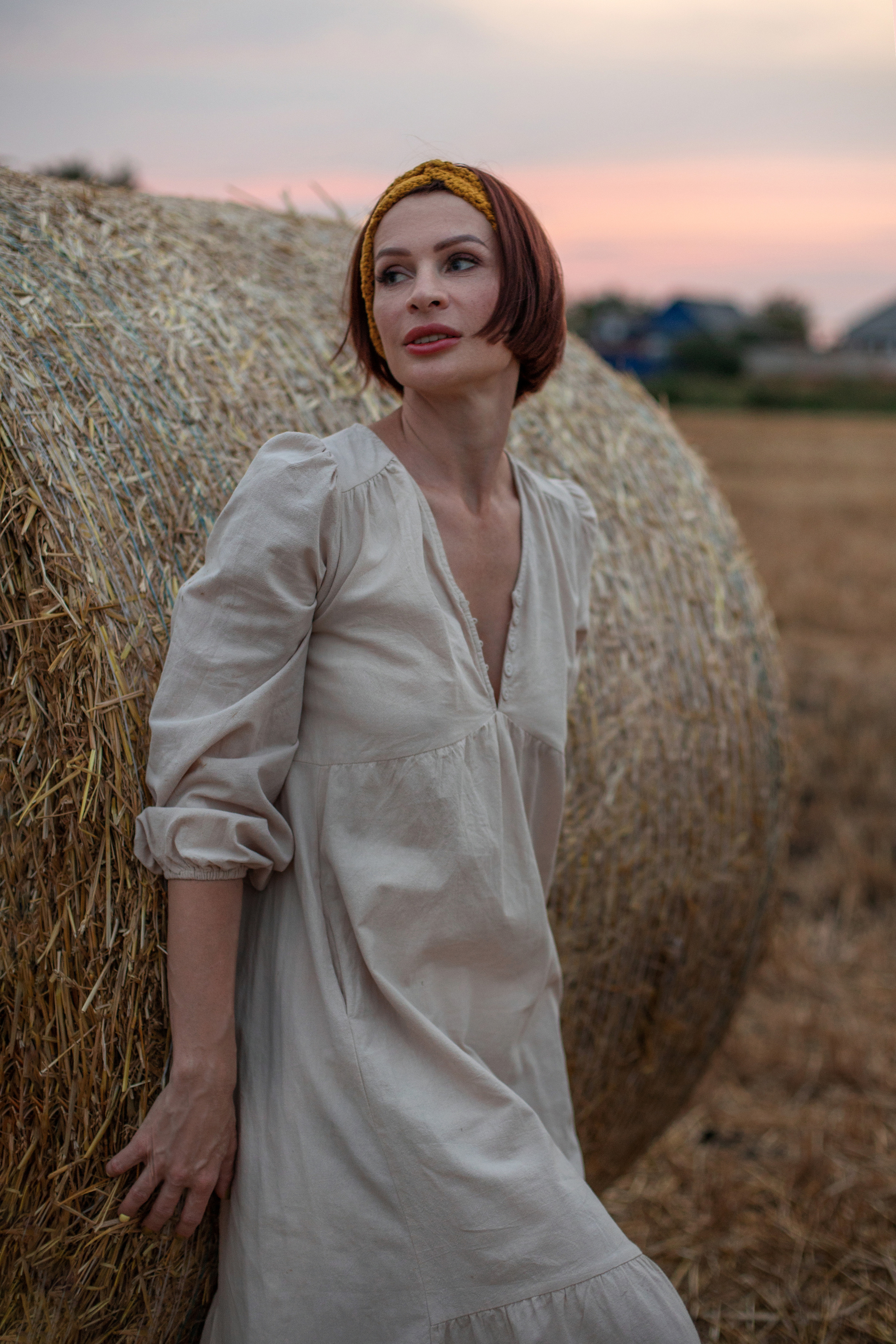 Женская фотосессия в полях 3 девушки 3 поля. Фотограф в Краснодаре Евгения Михаевич