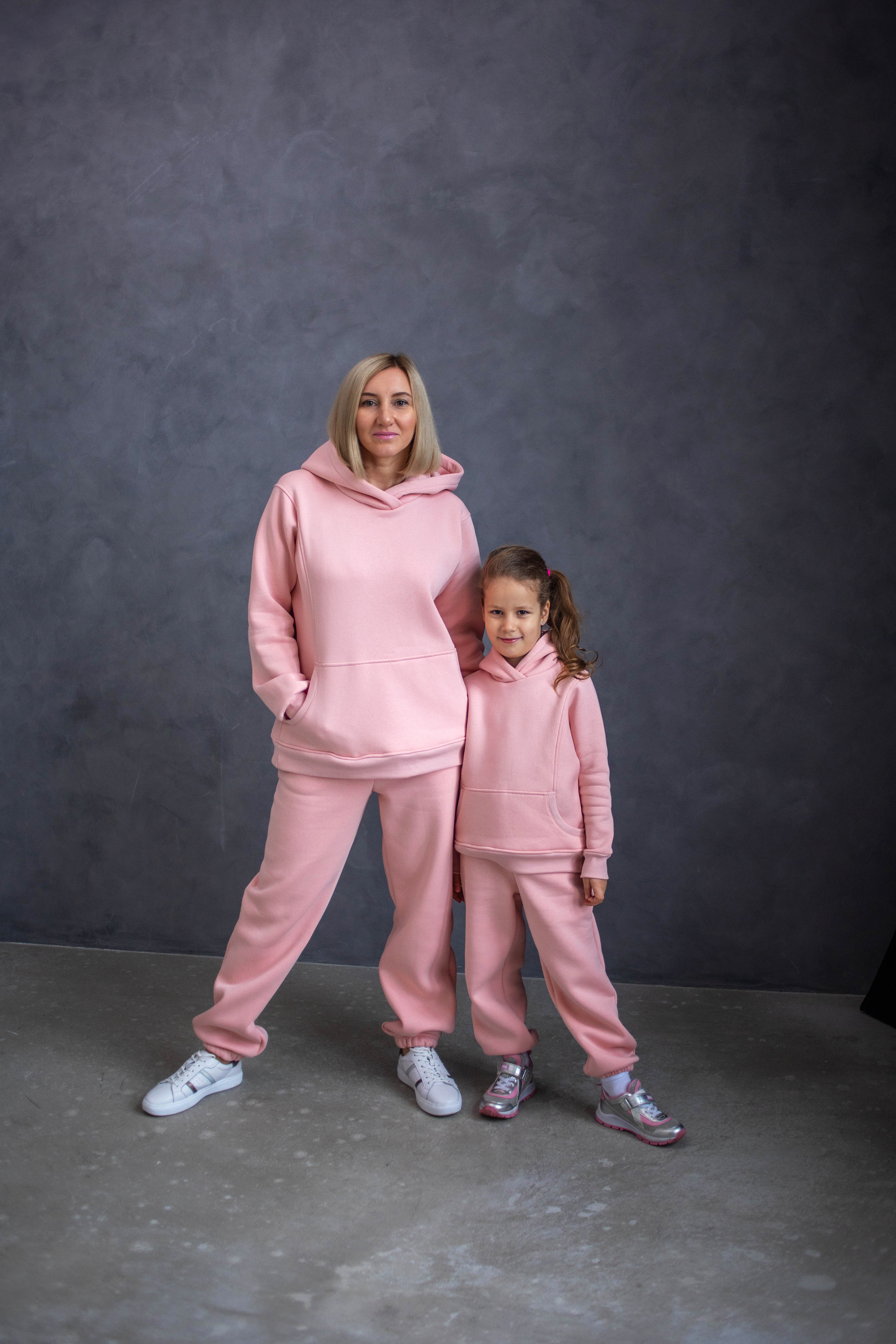 Студийная фотосессия Лукбук для бренда. Фотограф в Краснодаре Евгения Михаевич