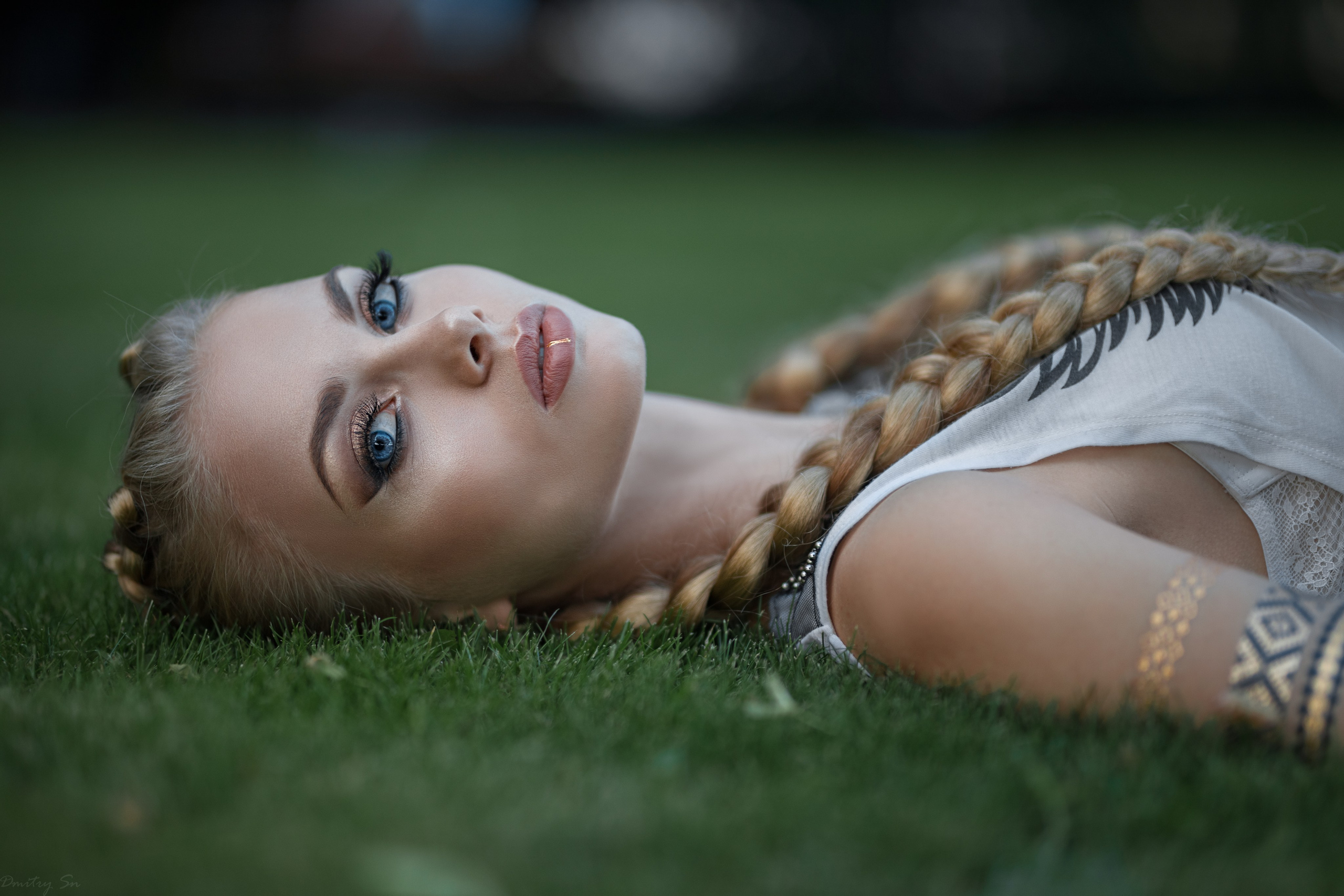 Городская фотосессия в Воронеже с Кариной в формате для «себя»