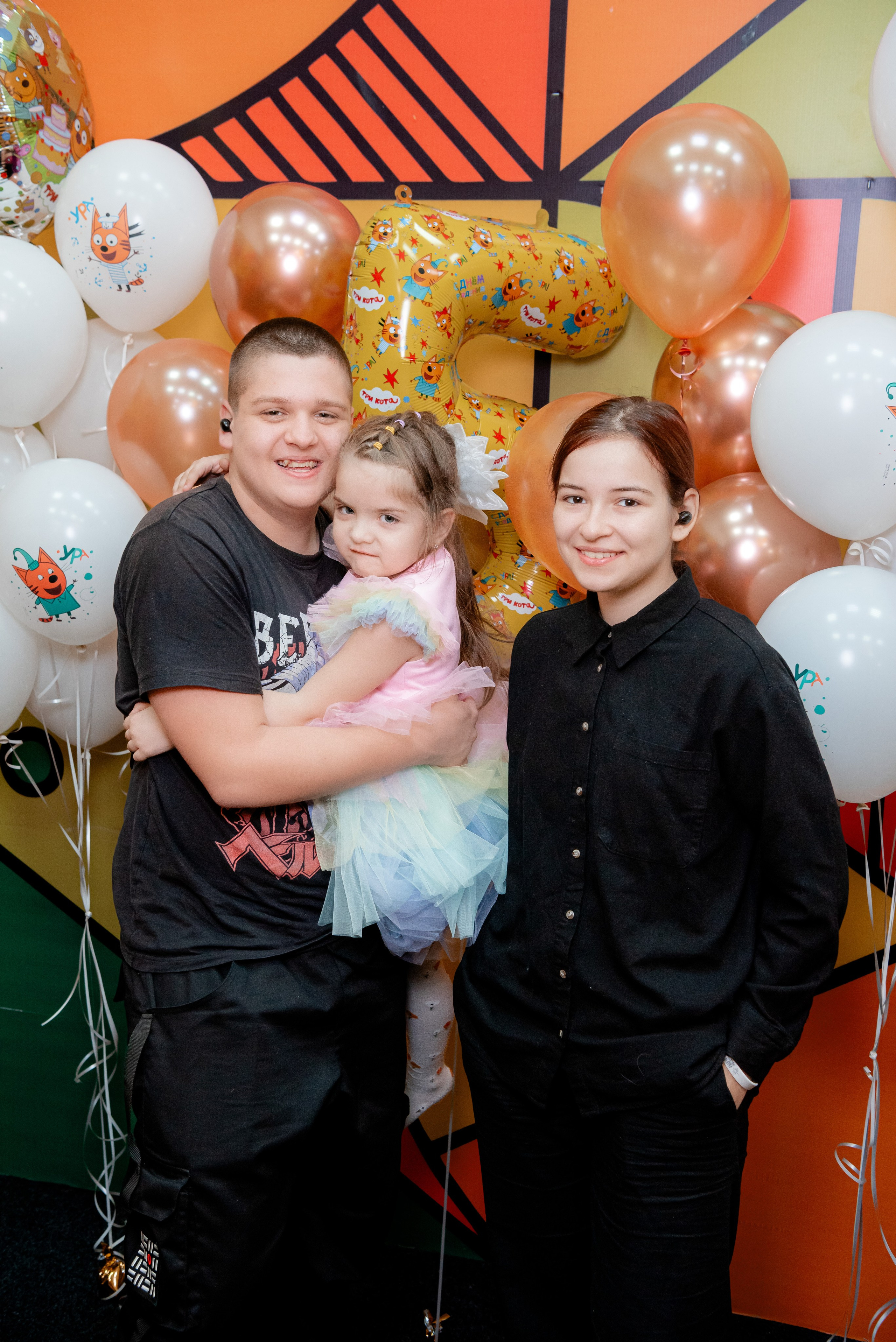 ДР В Локо Мотив Аниматоры Три кота. Фотограф в Волгограде и Волжском Александр Горбань