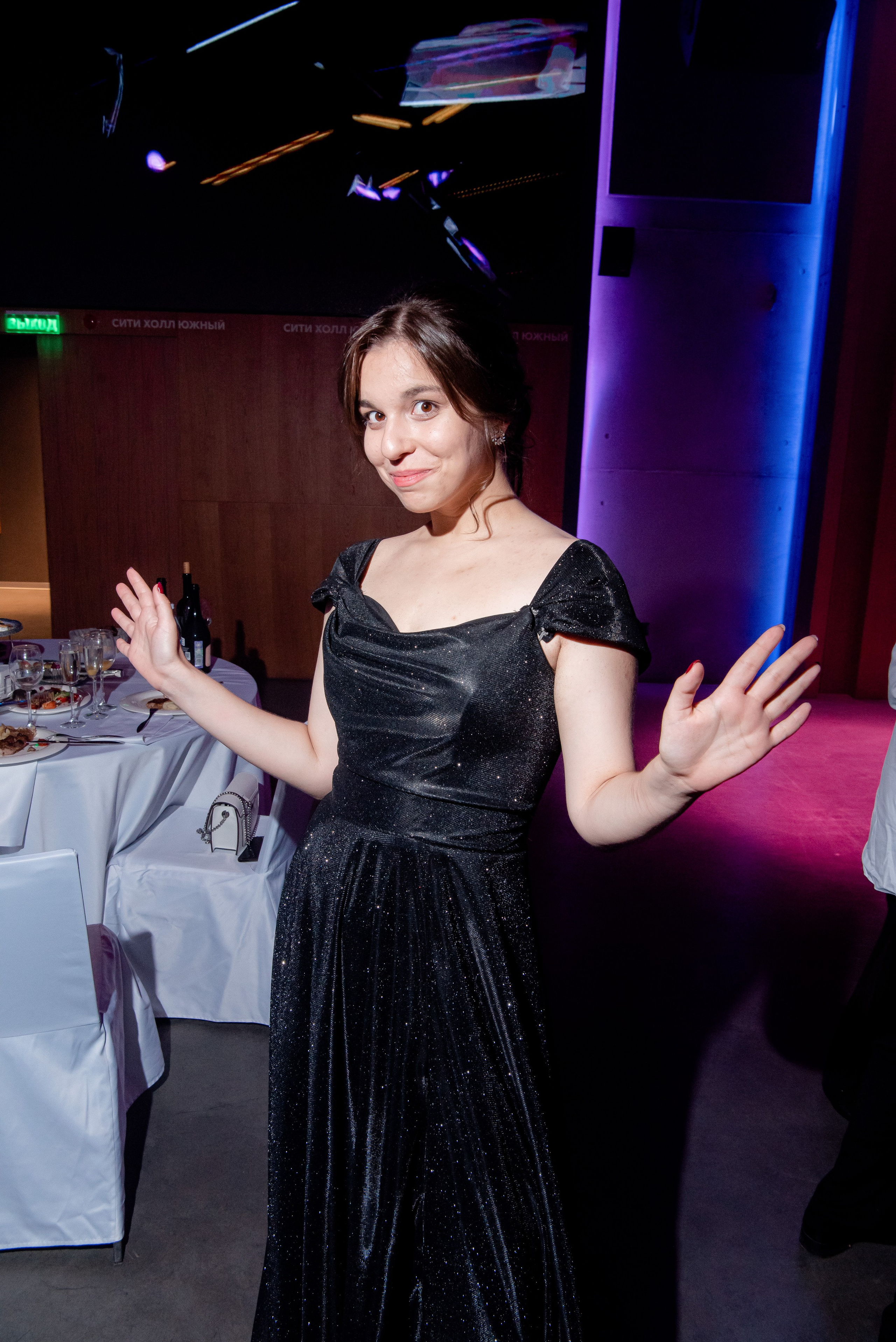 140 Школа. Вручение и Банкет. Сити Холл. Фотограф в Волгограде и Волжском Александр Горбань