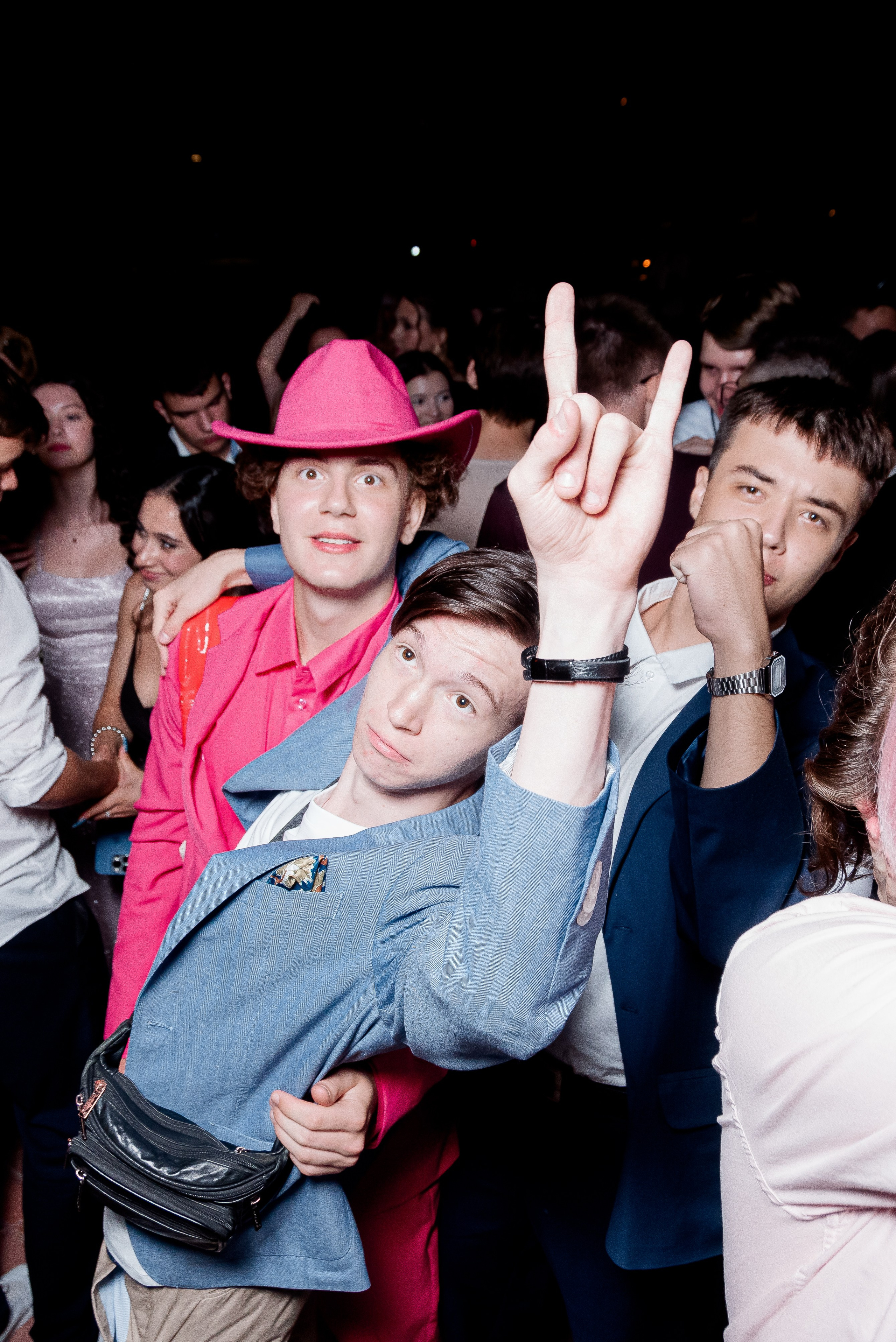 5 Лицей. Музкомедия. Хиллтон. Фотограф в Волгограде и Волжском Александр Горбань