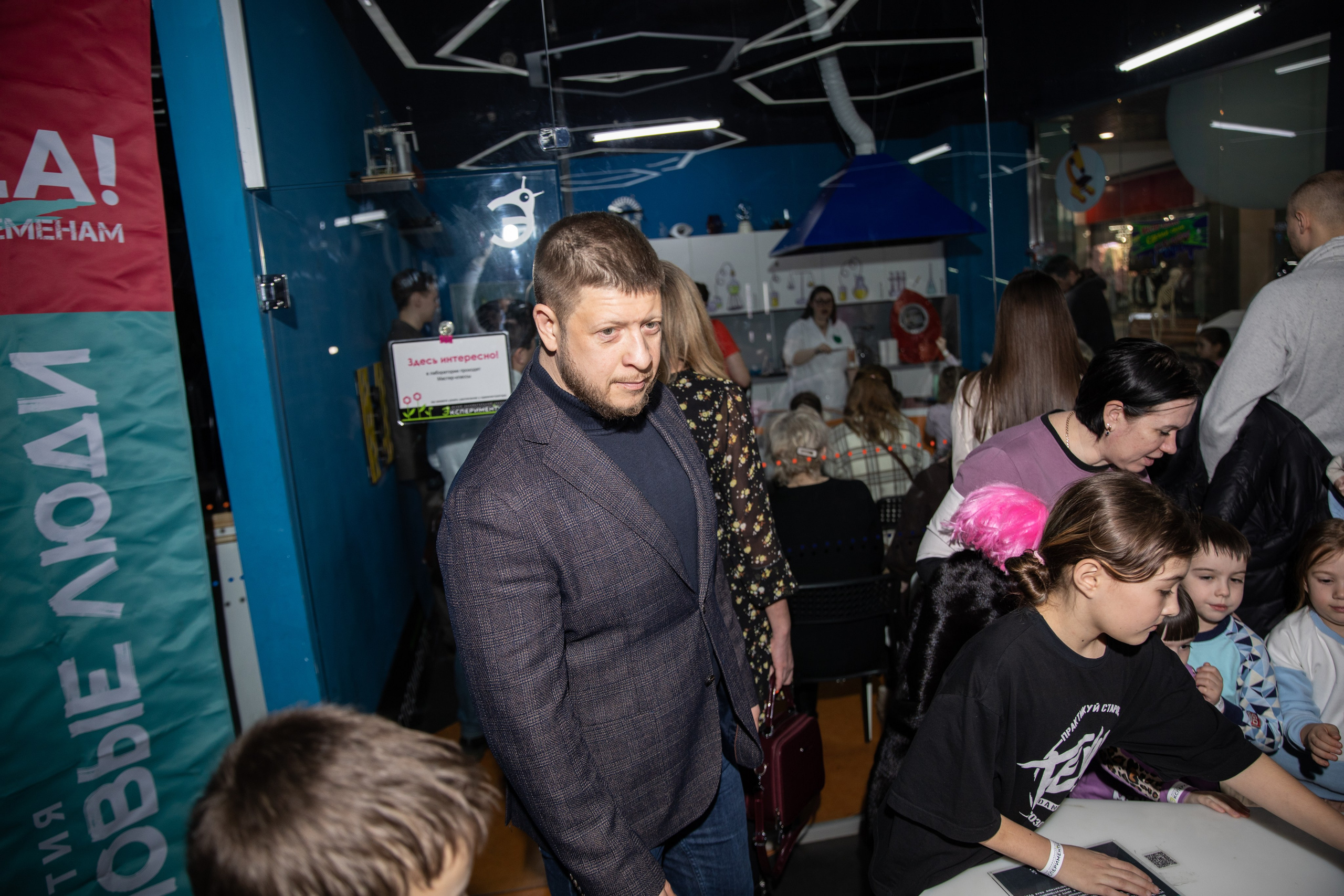 Экспрементус -Новые люди 2026. Репортажный и свадебный фотограф в Челябинске Елисеев Павел