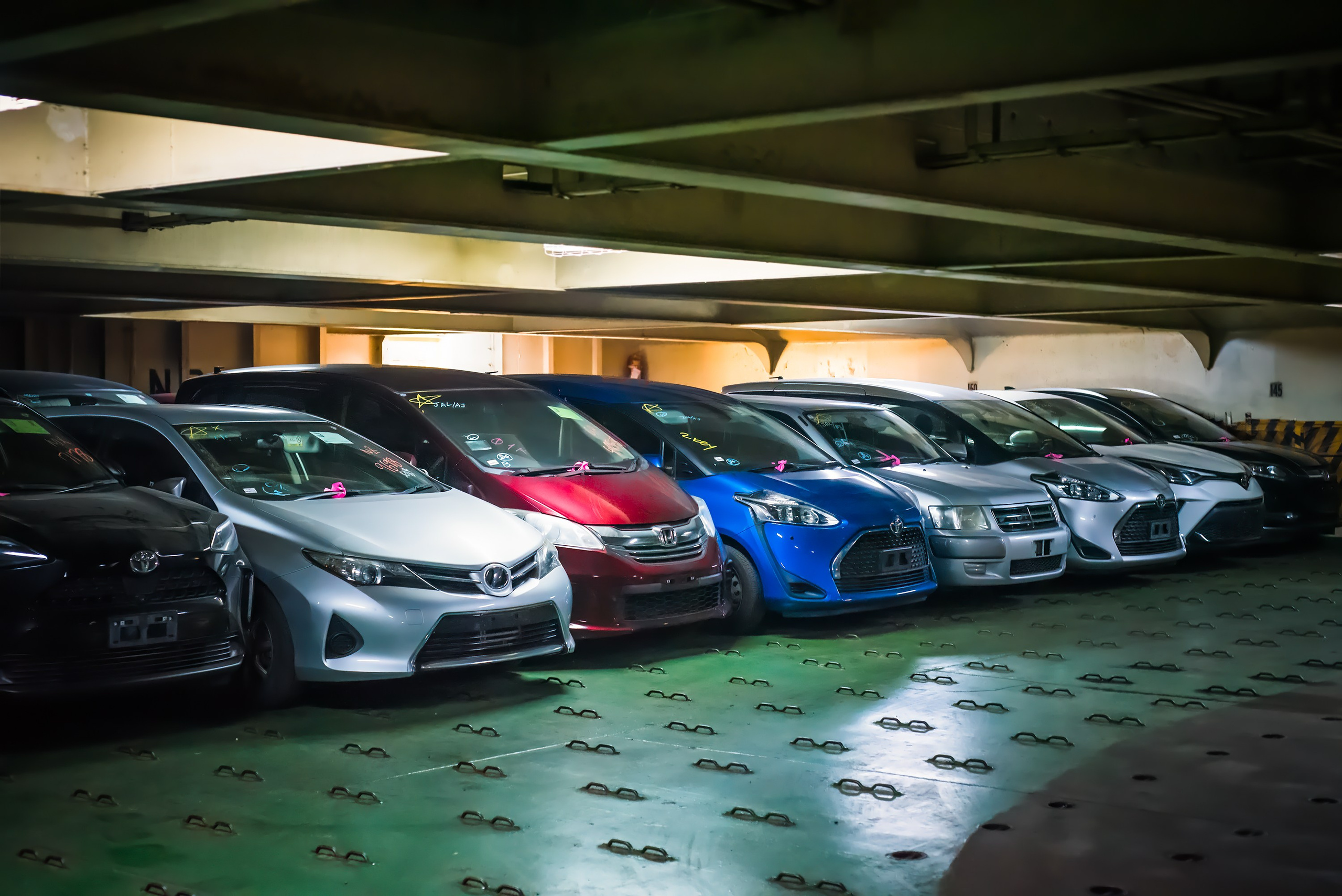 Фотосъёмка автомобилей, мотоциклов и деталей