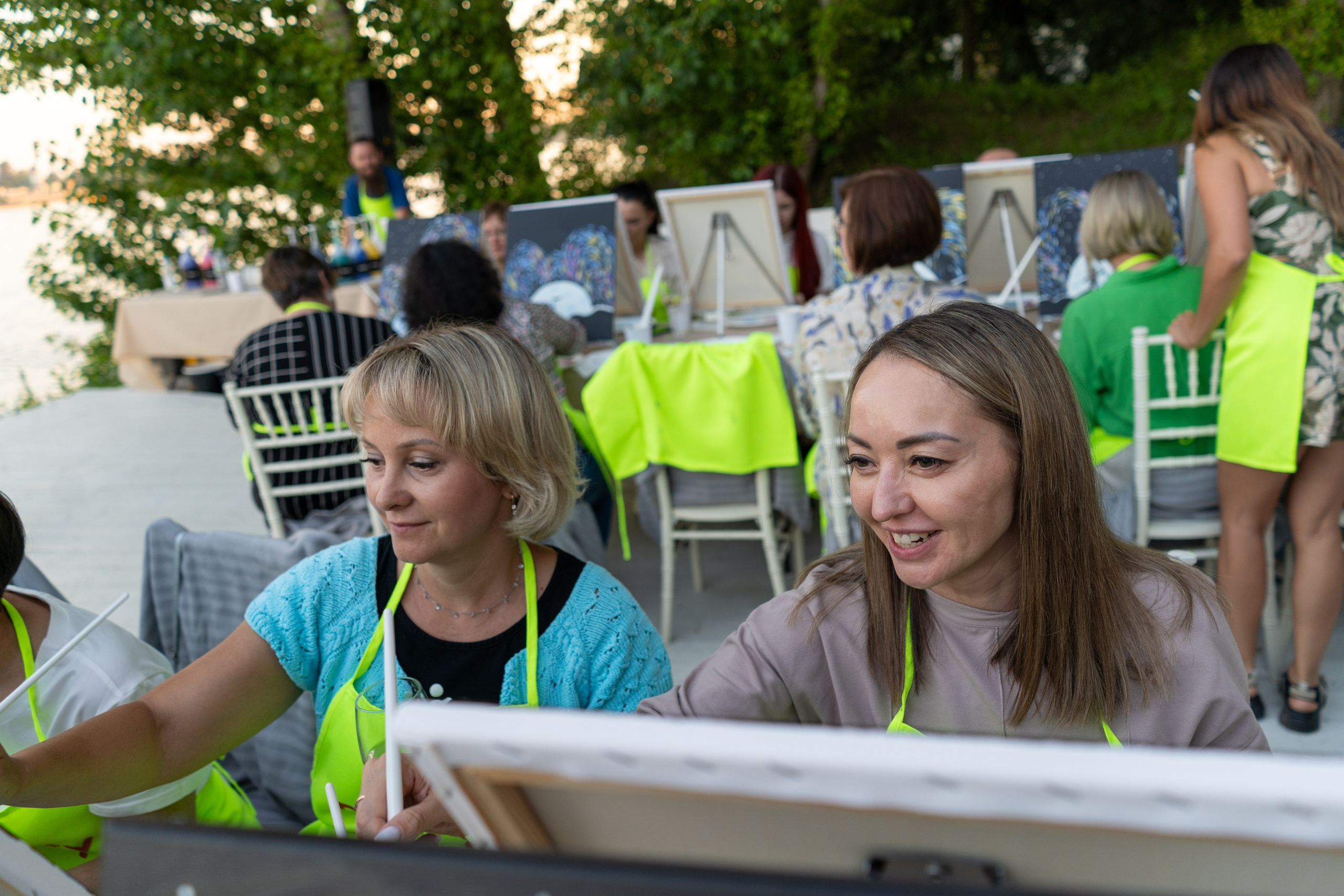 Репортажная съёмка мастер-класса по рисованию. Фотограф Елизавета Потешкина