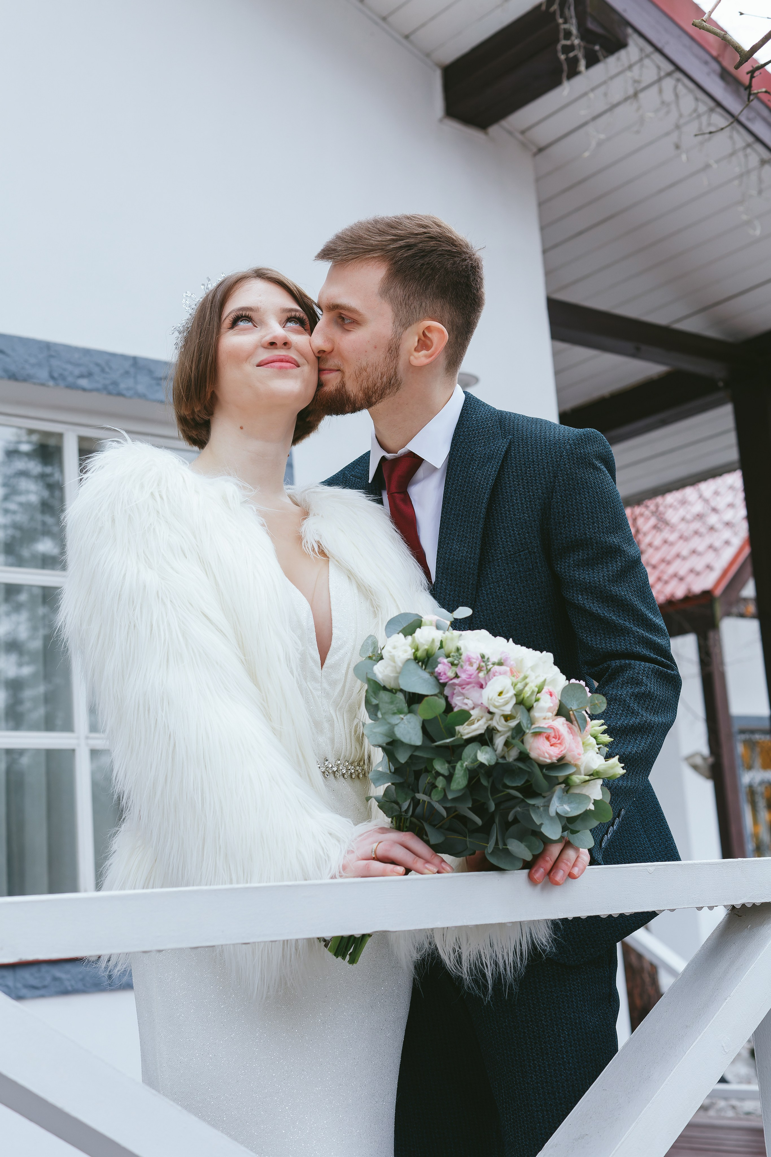 Примеры свадебных фотографий, позы для свадебной съёмки