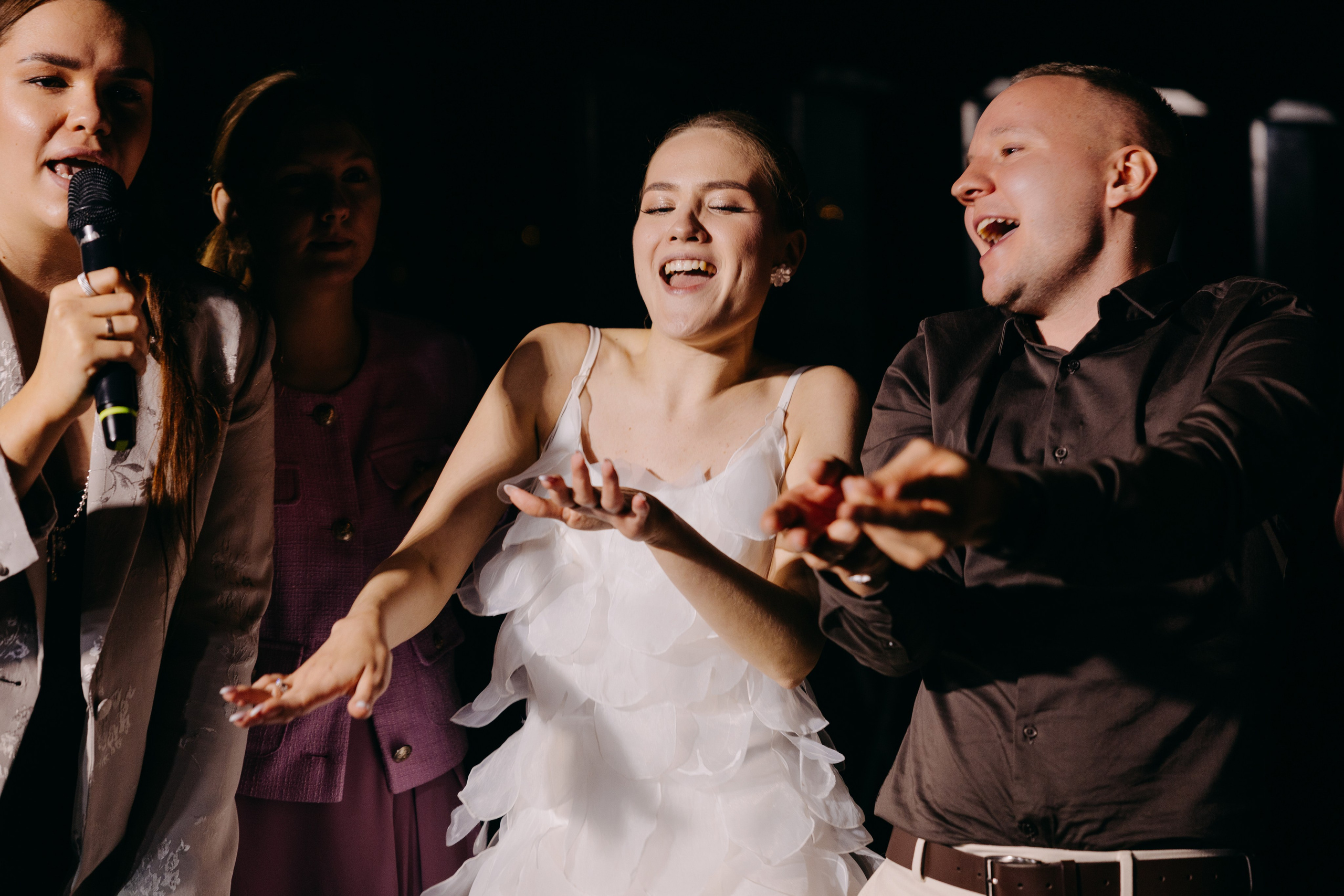 Ирина и Алексей | банкет Forest Dew. Свадебный фотограф Москва Анастасия Храмова