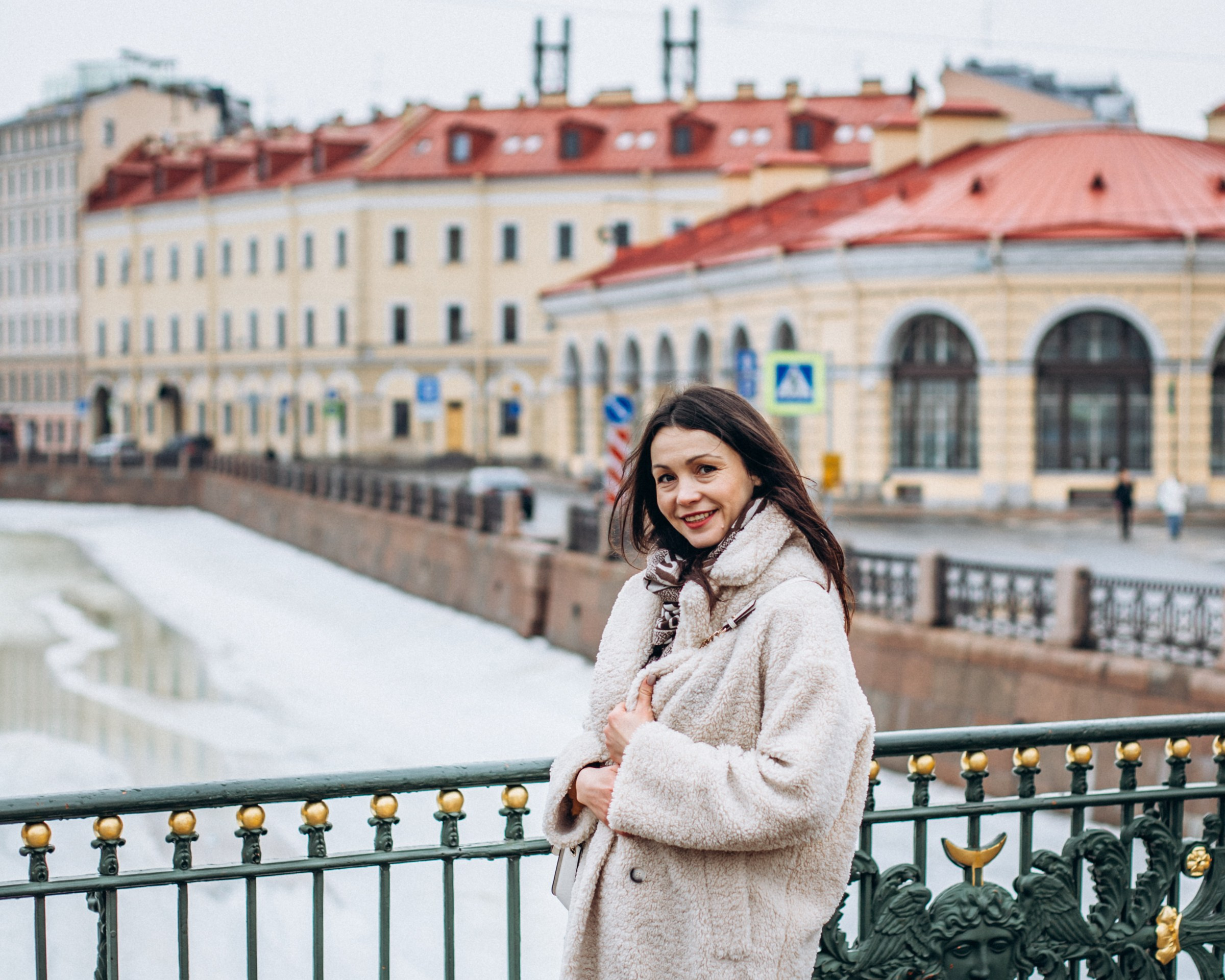 Светлана в феврале. Фотопрогулка в Петербурге. Индивидуальный и семейный фотограф в Санкт-Петербурге