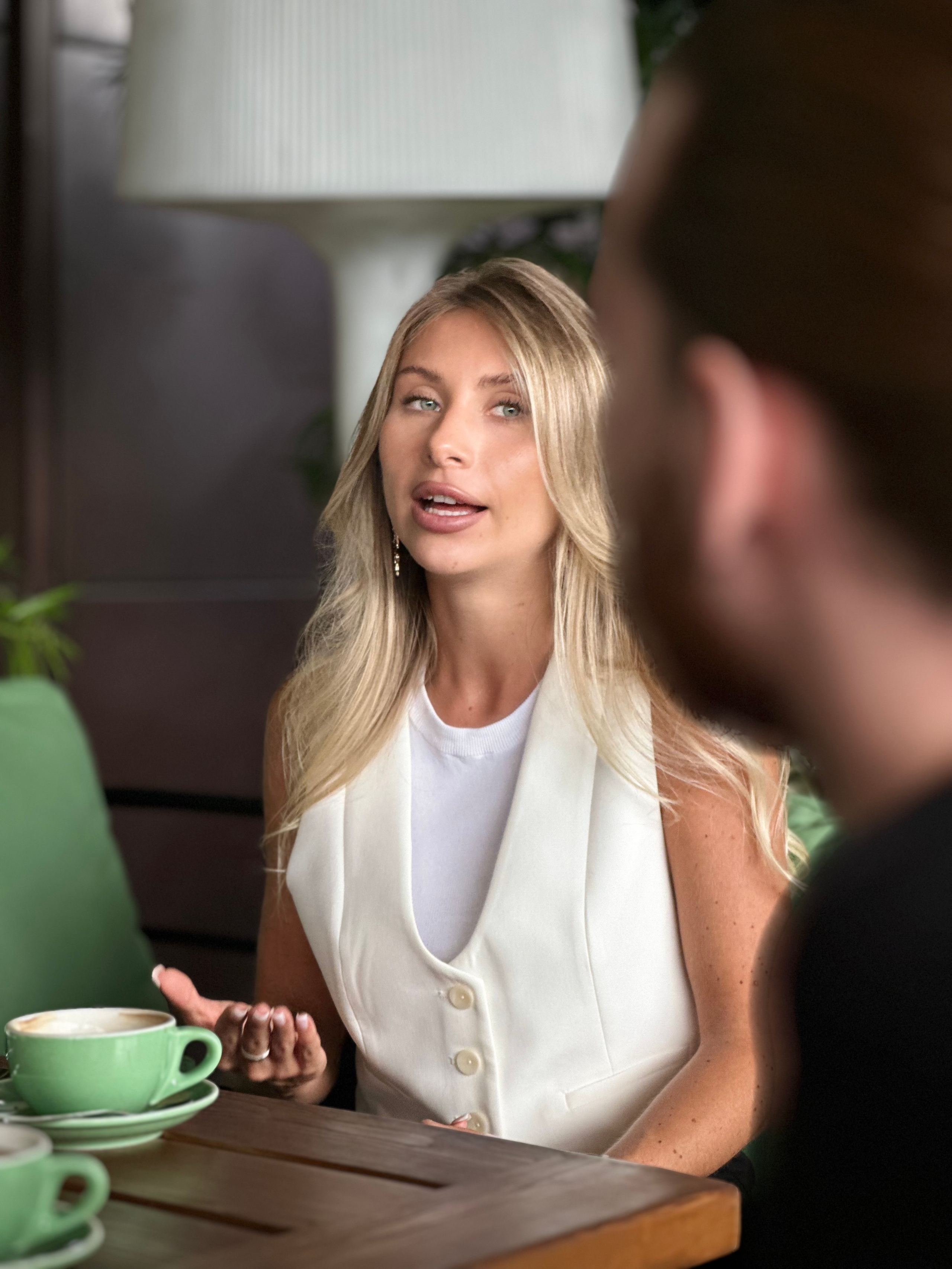 Фотосъёмка бизнес встречи. Фотограф - Денис Моисеев. Тбилиси