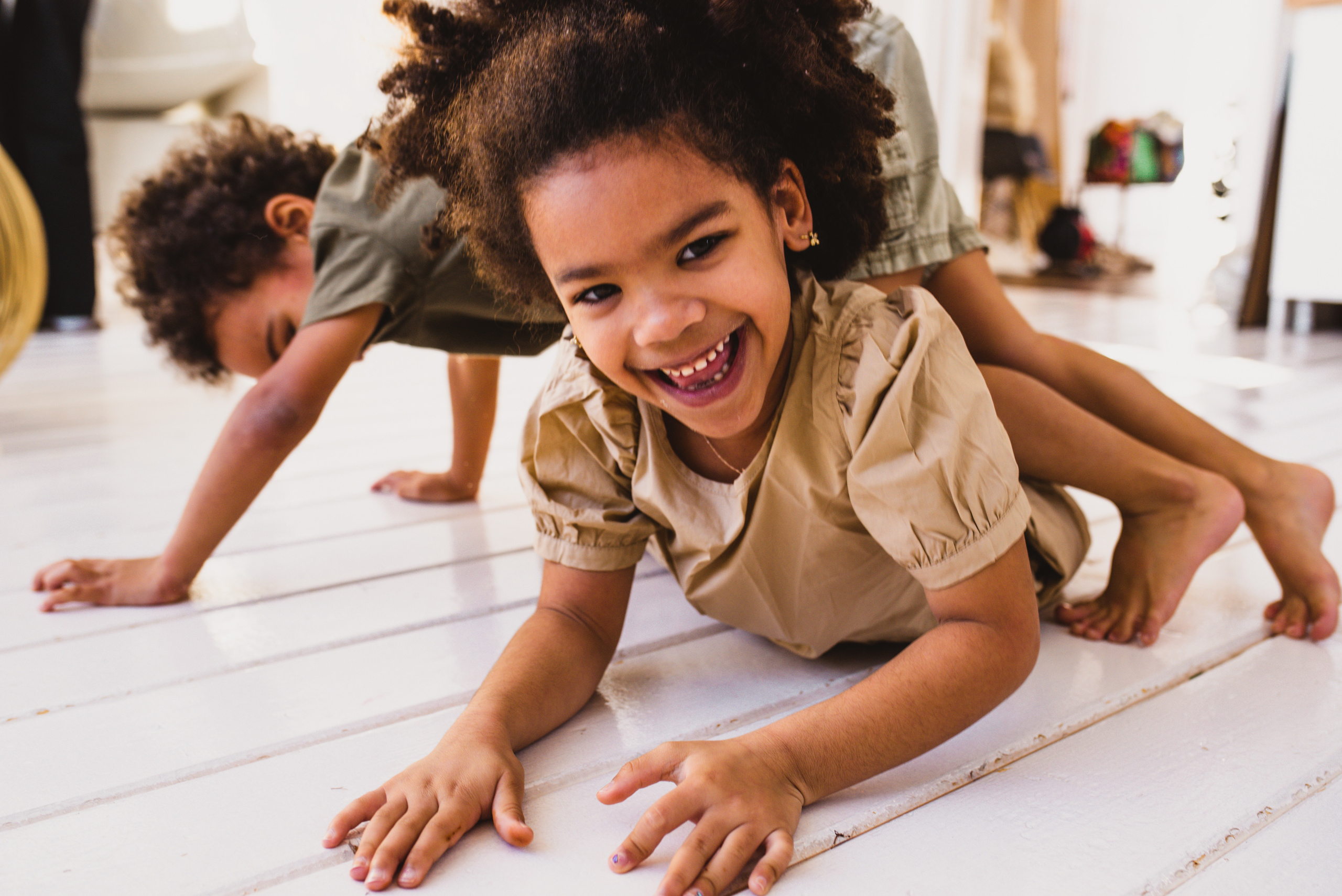 Детская сьемка Sis&Bro. Фотограф Волжский и Волгоград