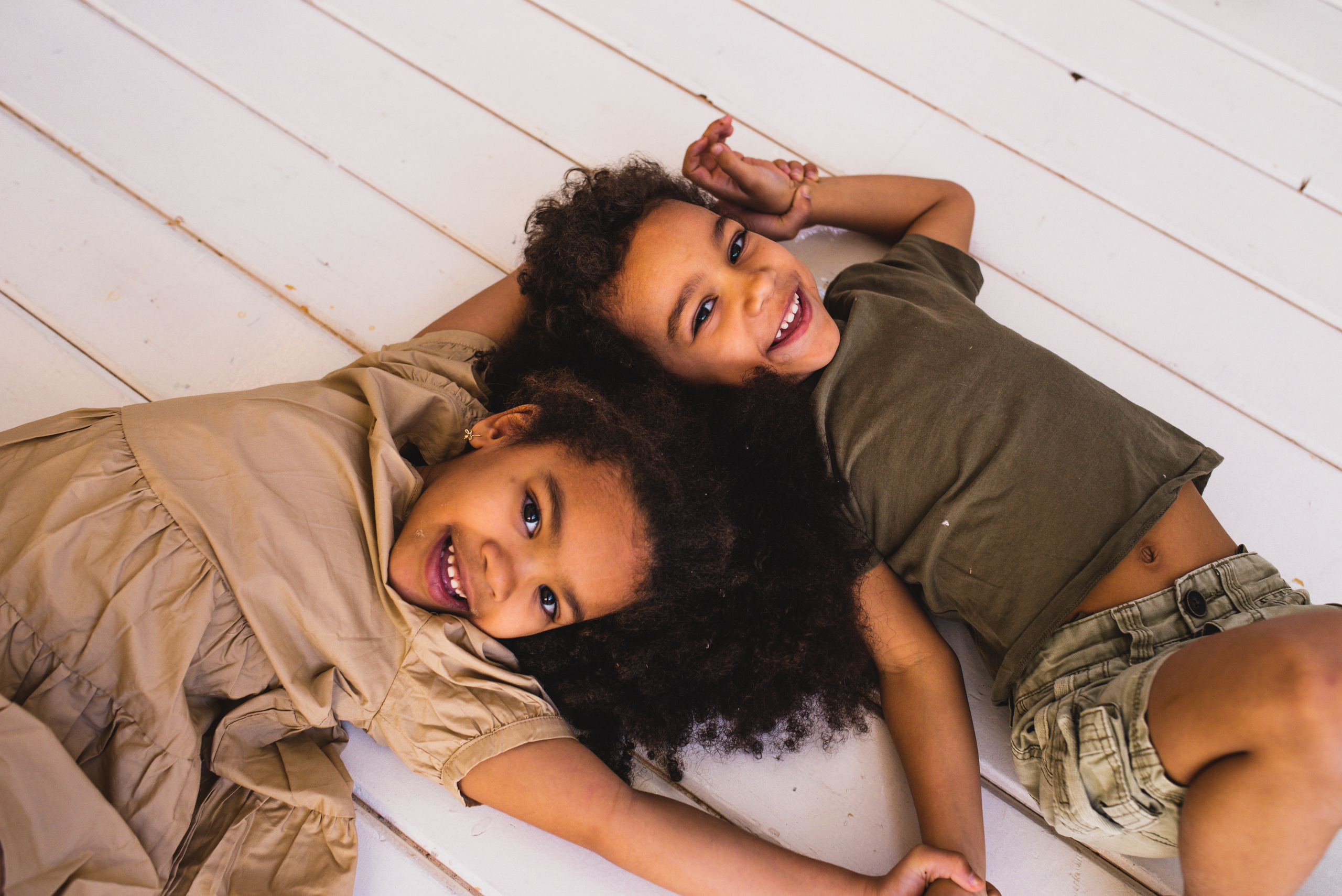 Детская сьемка Sis&Bro. Фотограф Волжский и Волгоград