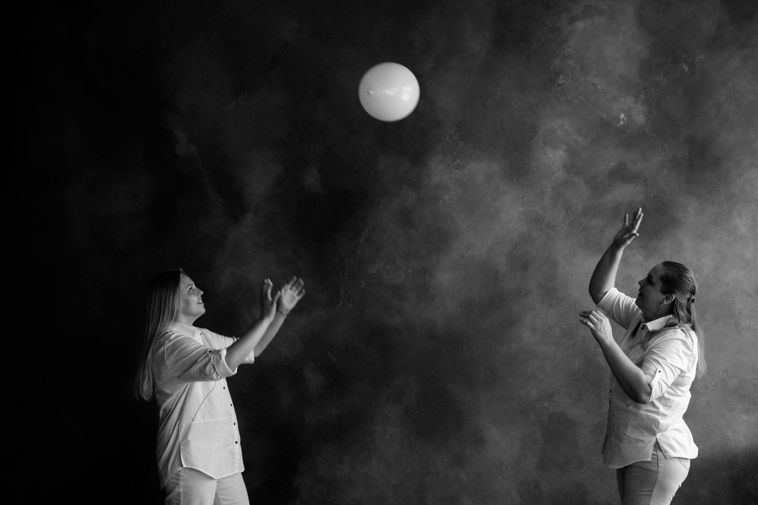 ДВЕ ЖЕНЩИНА. КРИСТИНА ГУСЬКОВА