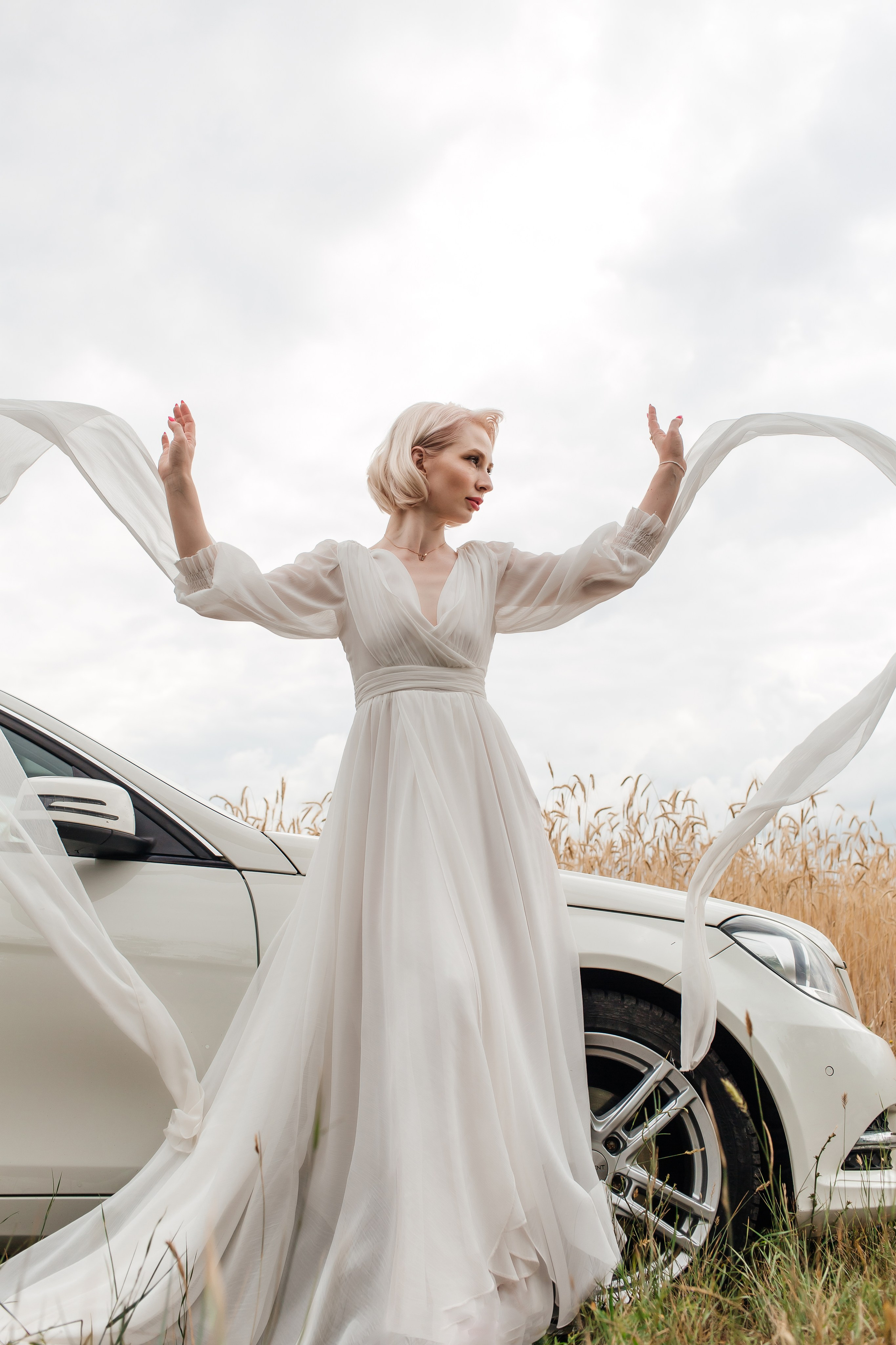 Александра фотосессия в поле. Женский фотограф в Оренбурге Ирина Заводчикова