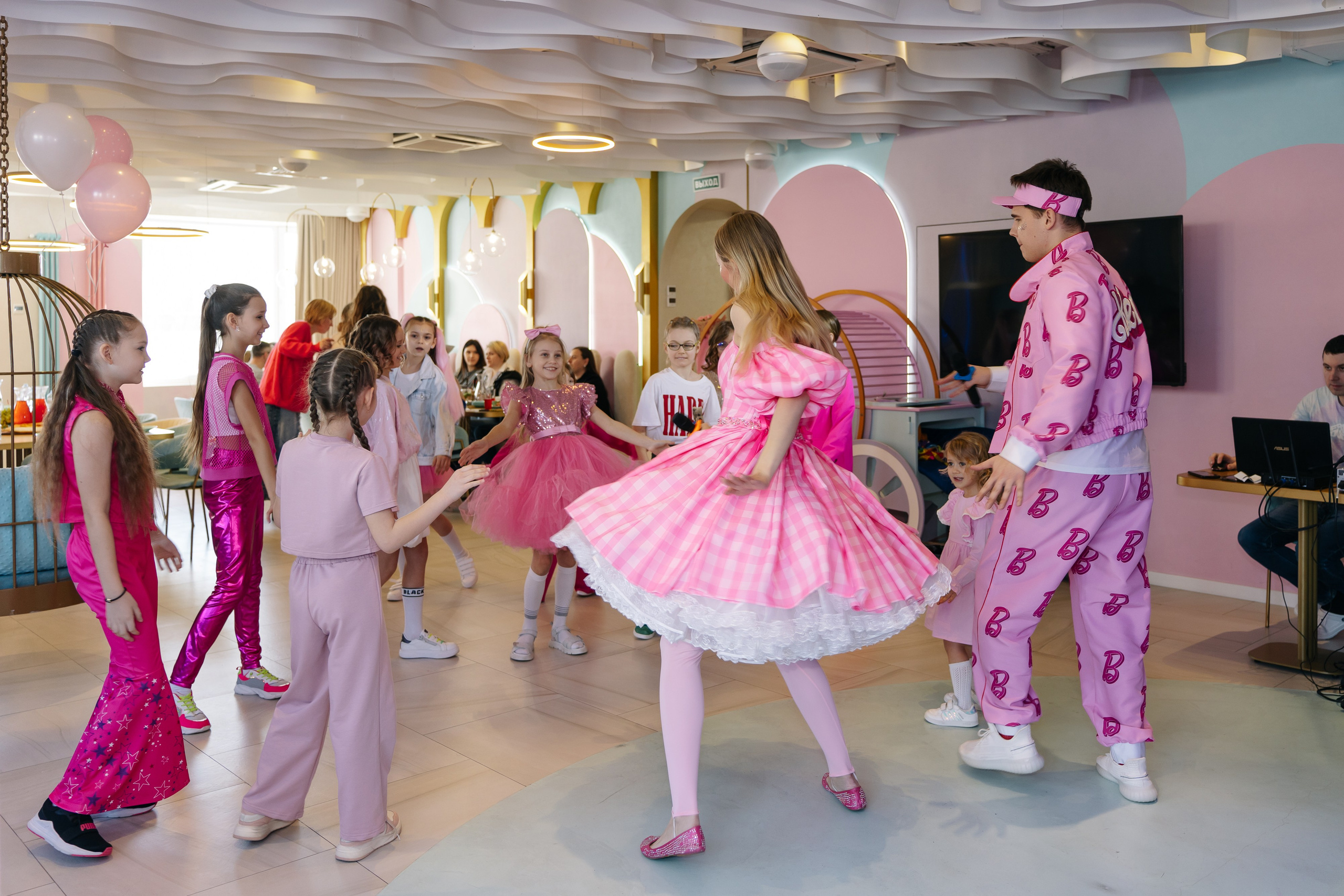 День рождение в стиле Барби. Свадебный и семейный фотограф Кокушева Юлия Нижний Новгород