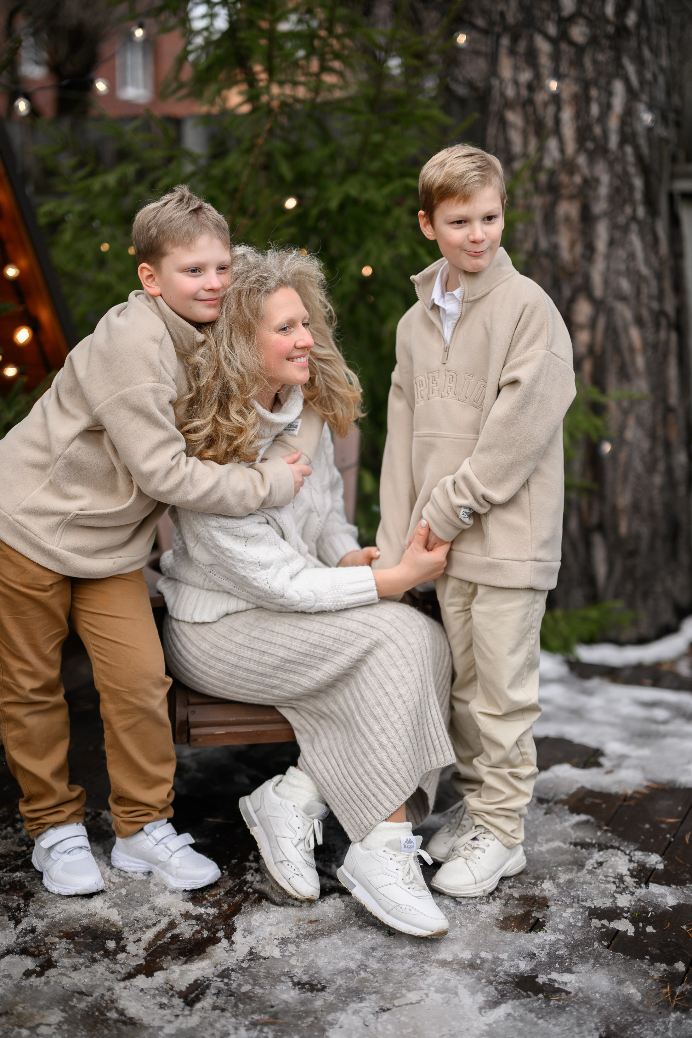 Семейная новогодняя съёмка в а-фрейм доме. Semerlina.ru