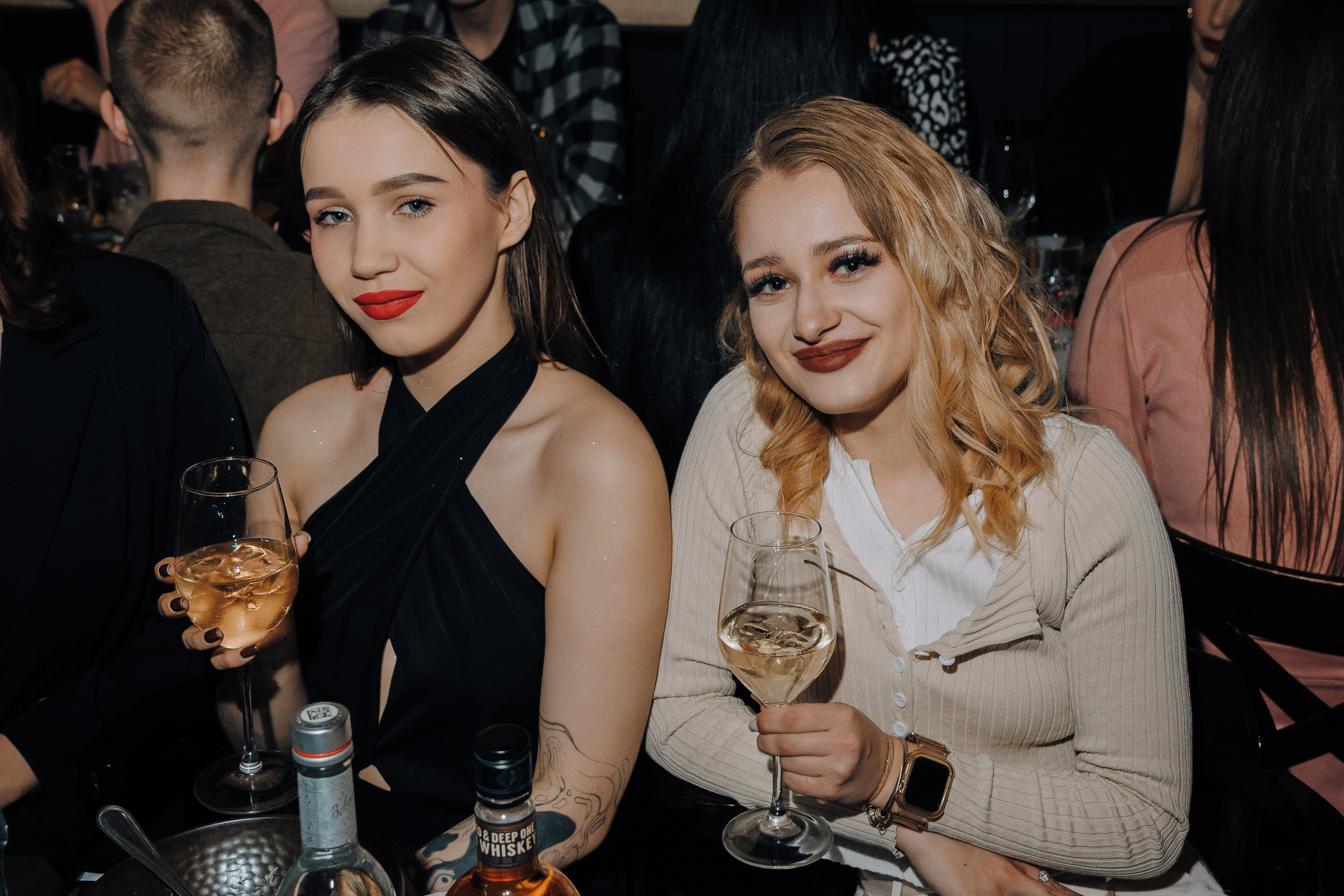 20 ЛЕТ МЕГАПОЛИС ЧЕЛЯБИНСК ХЕДЛАЙНЕР ЕЛКА. Репортажный фотограф Зуев Роман г. Челябинск