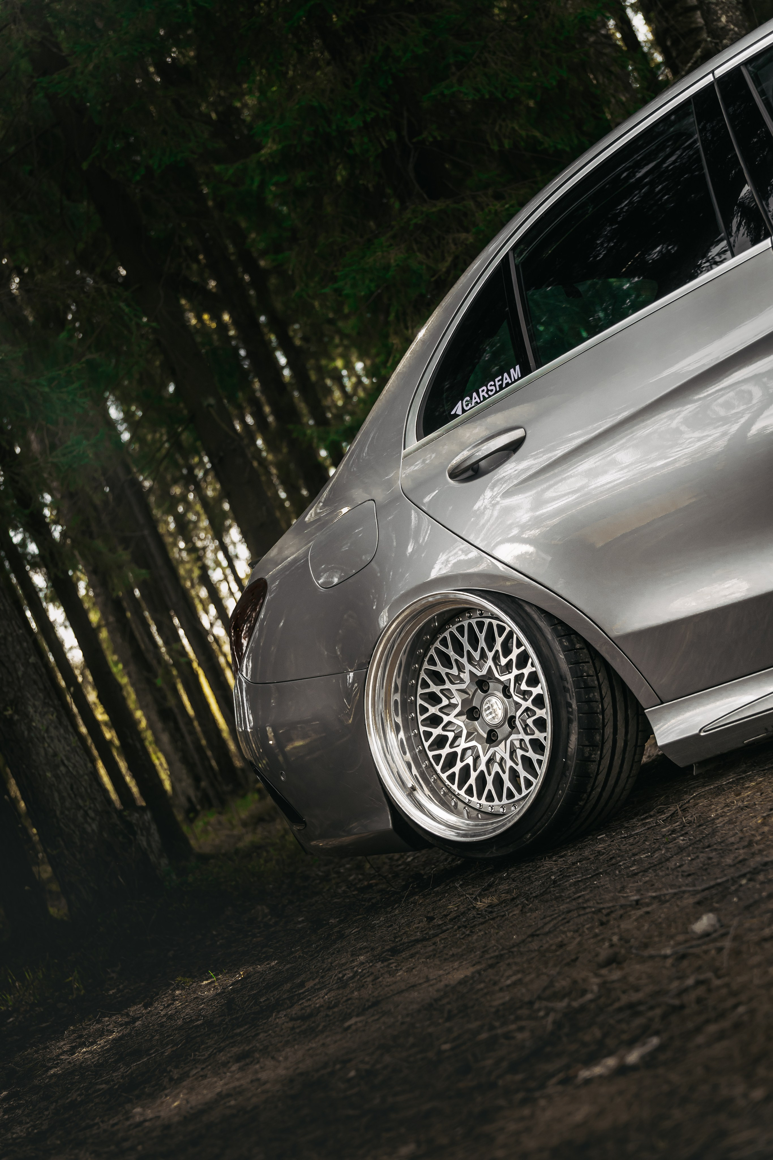 Mercedes benz stance. Opasnophoto
