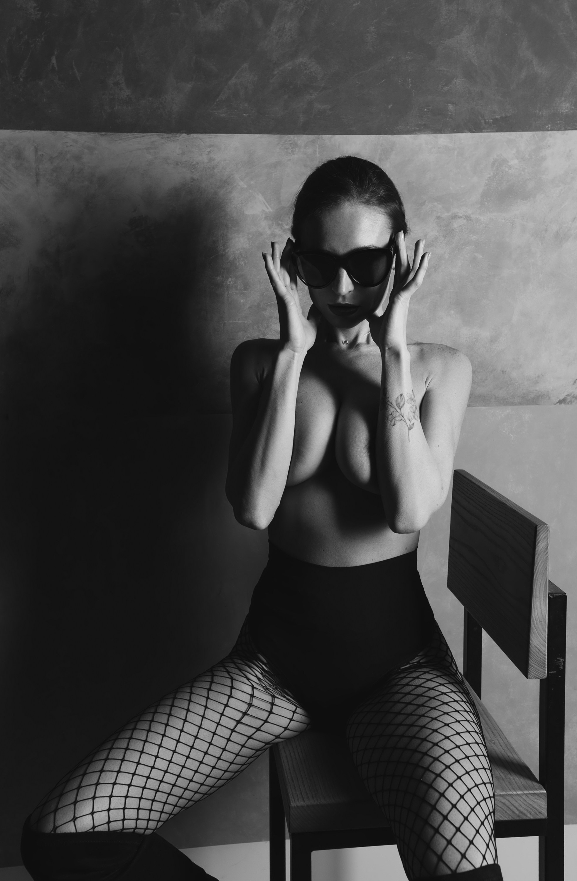 Студии & отели. Модель Москва каталожная и творческая съемка Anna Antlers