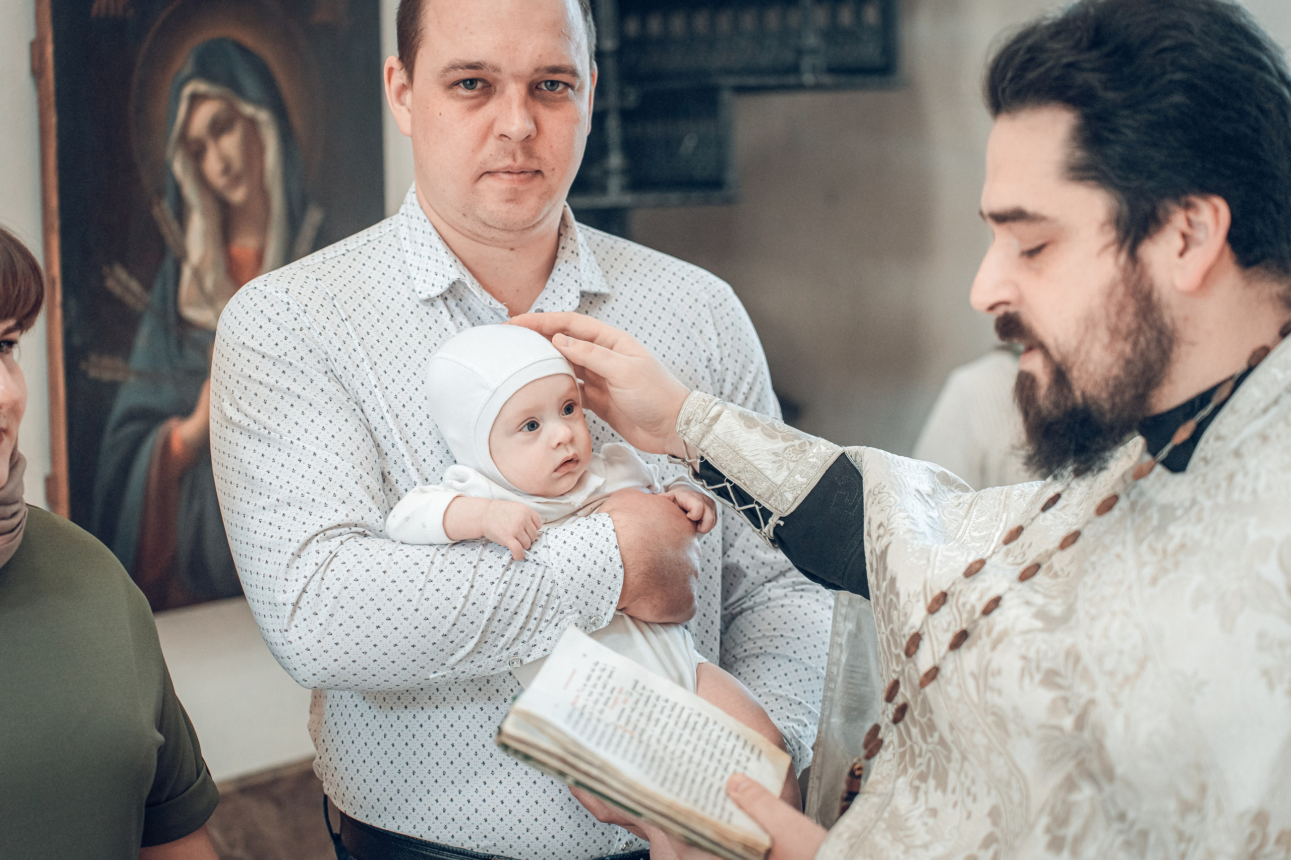 Крещение Ксении в храме Петра и Павла. Фотограф на Крещение Тула и Венчание в Туле, детский и семейный фотограф