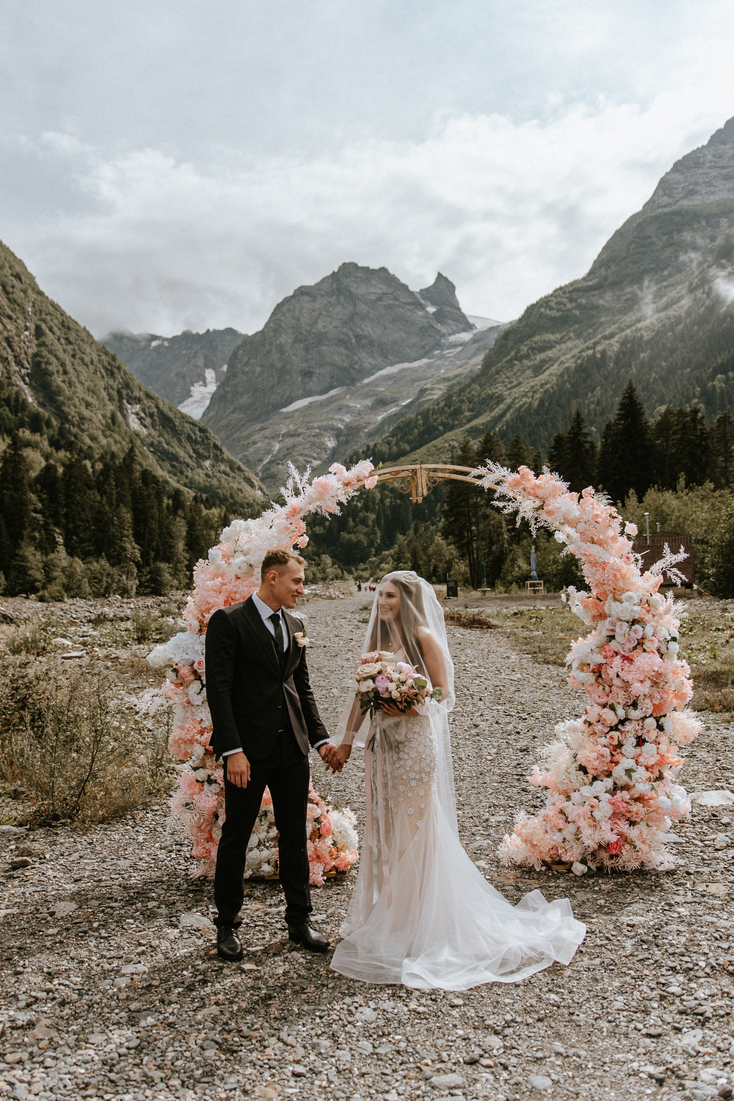 ANDREY & ELIZAVETA | DOMBAY. Фотограф Настя Конник | Пятигорск | Эльбрус | Домбай | Архыз