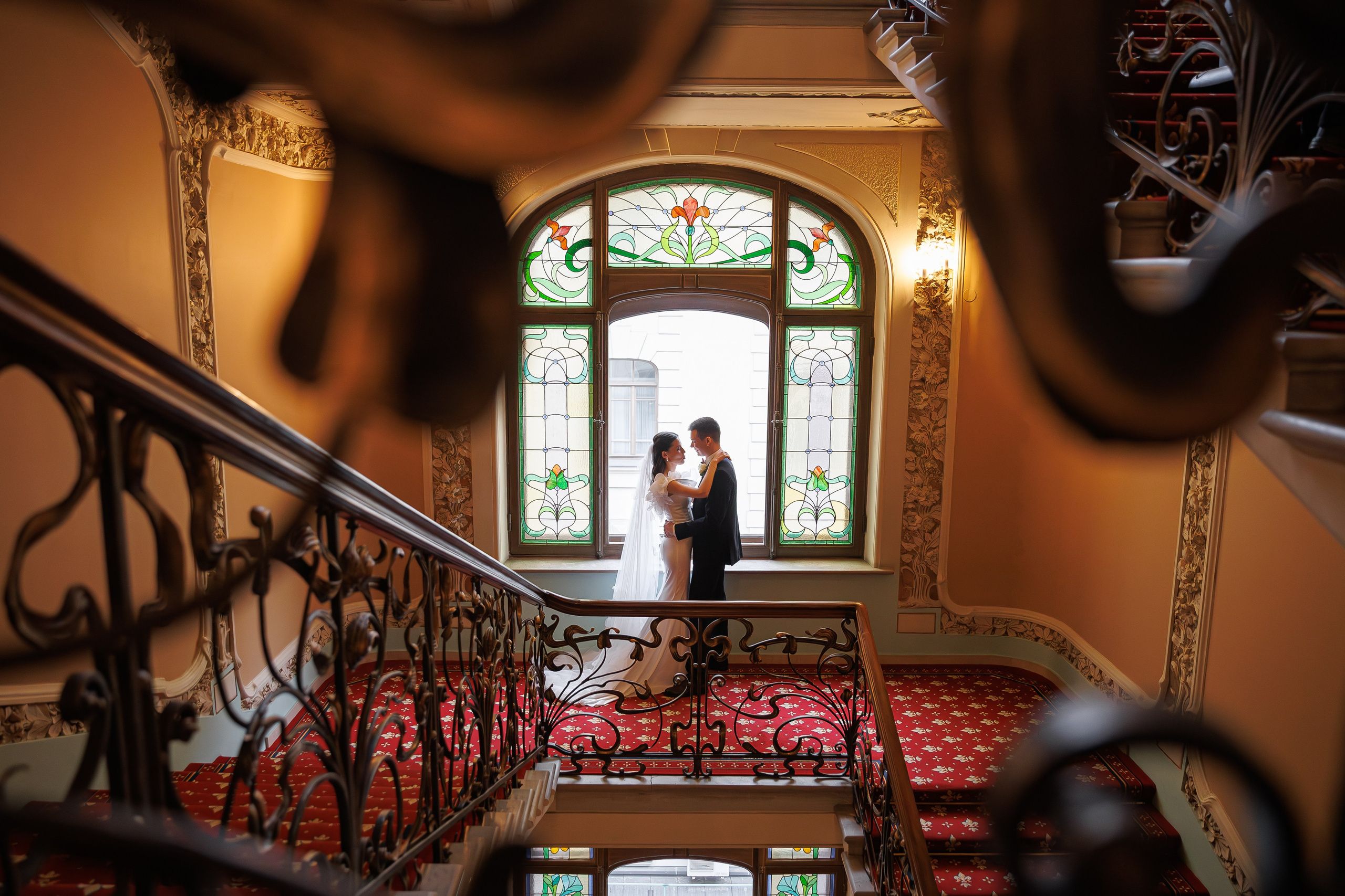 Свадебная фотосессия и сборы в гостинице Националь. Свадебный фотограф Москва и МО Сергей Киржаев