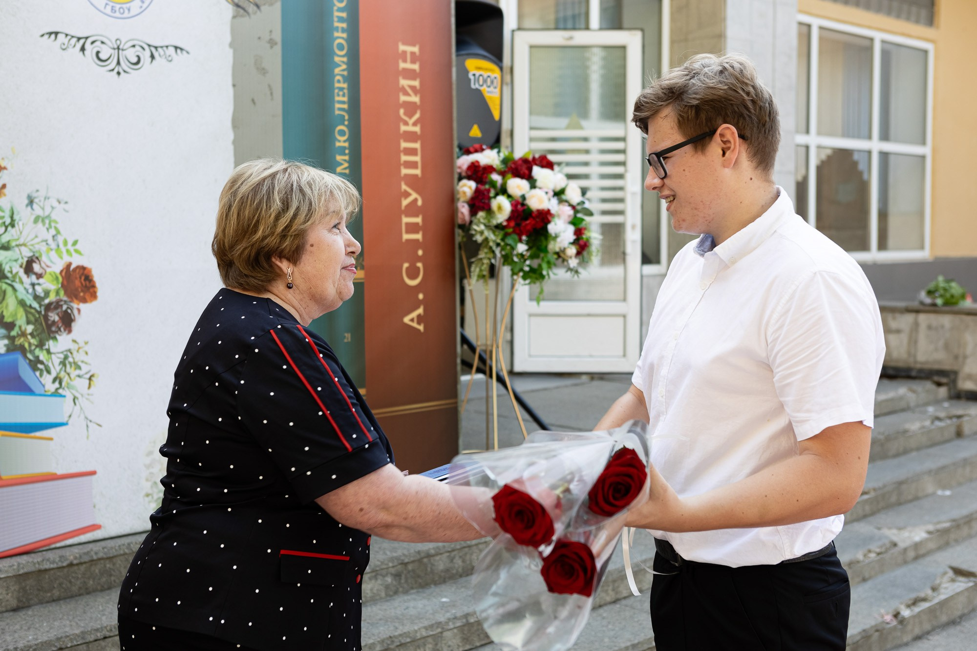 Фотосъёмка выпускного в школе. Свадебный фотограф, фотосъемка в Крыму, Севастополе, Симферополе, Ялте