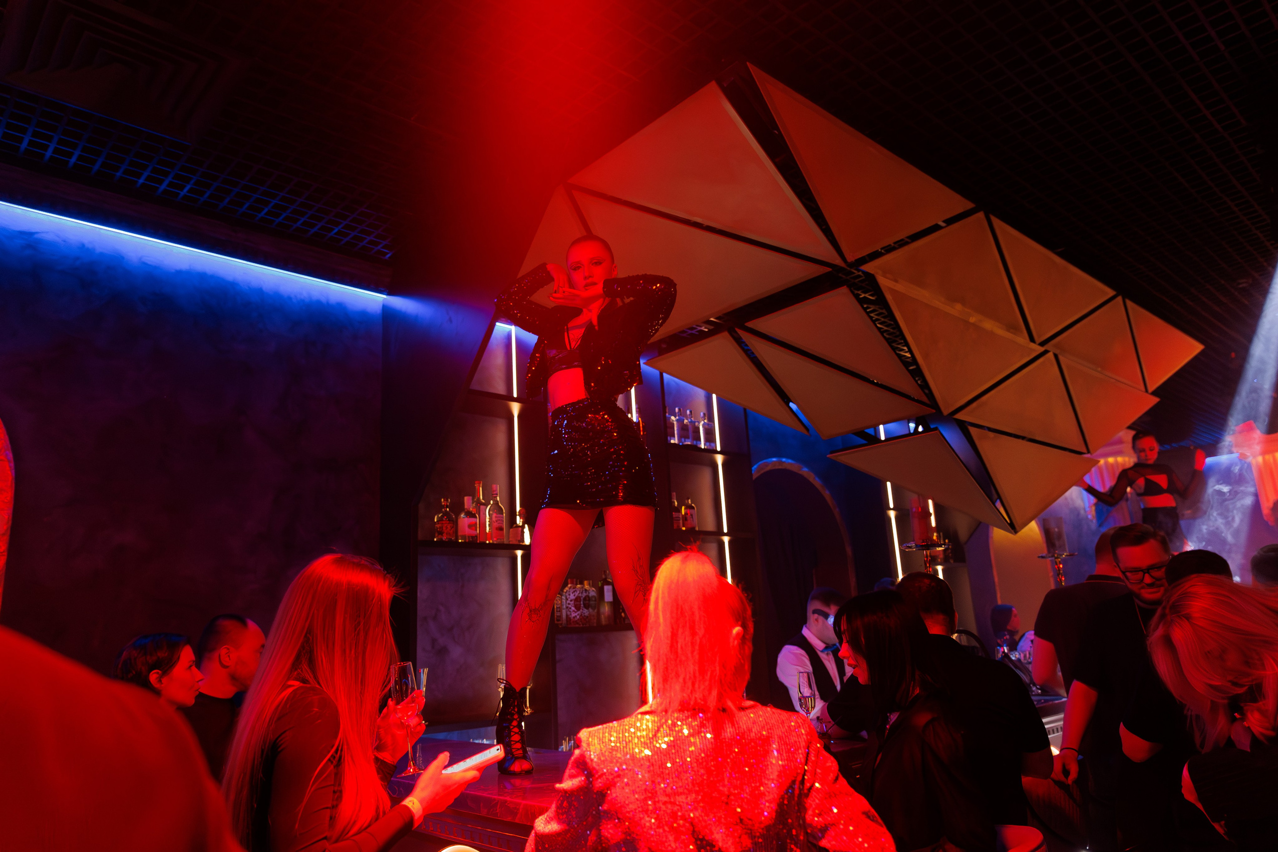 ЛУВР [Открытие Ночного клуба]. СВОИ. ФОТООТЧЕТЫ-СОБЫТИЯ-МЕСТА