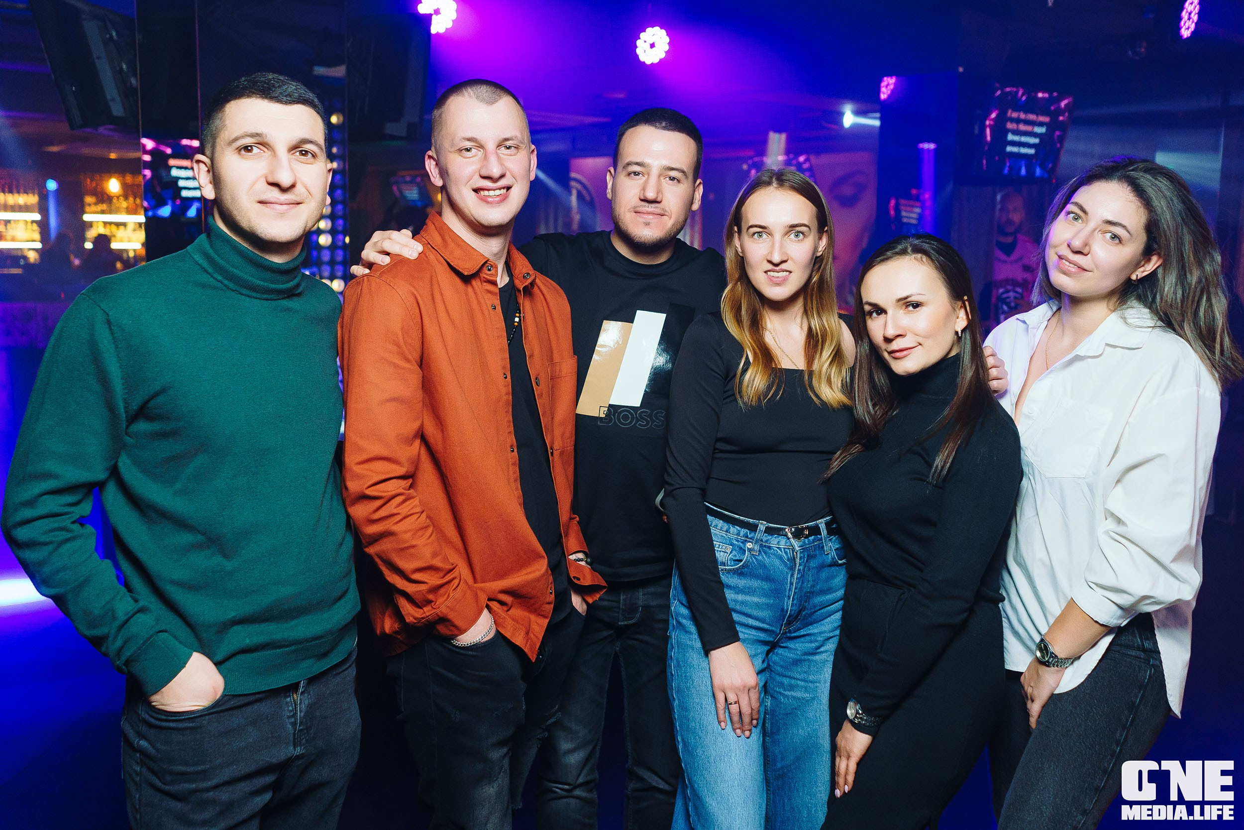 Фоторепортаж из караоке-клуба Эйфория. One Media Life: фоторепортажи, фотоотчеты с мероприятий и заведений