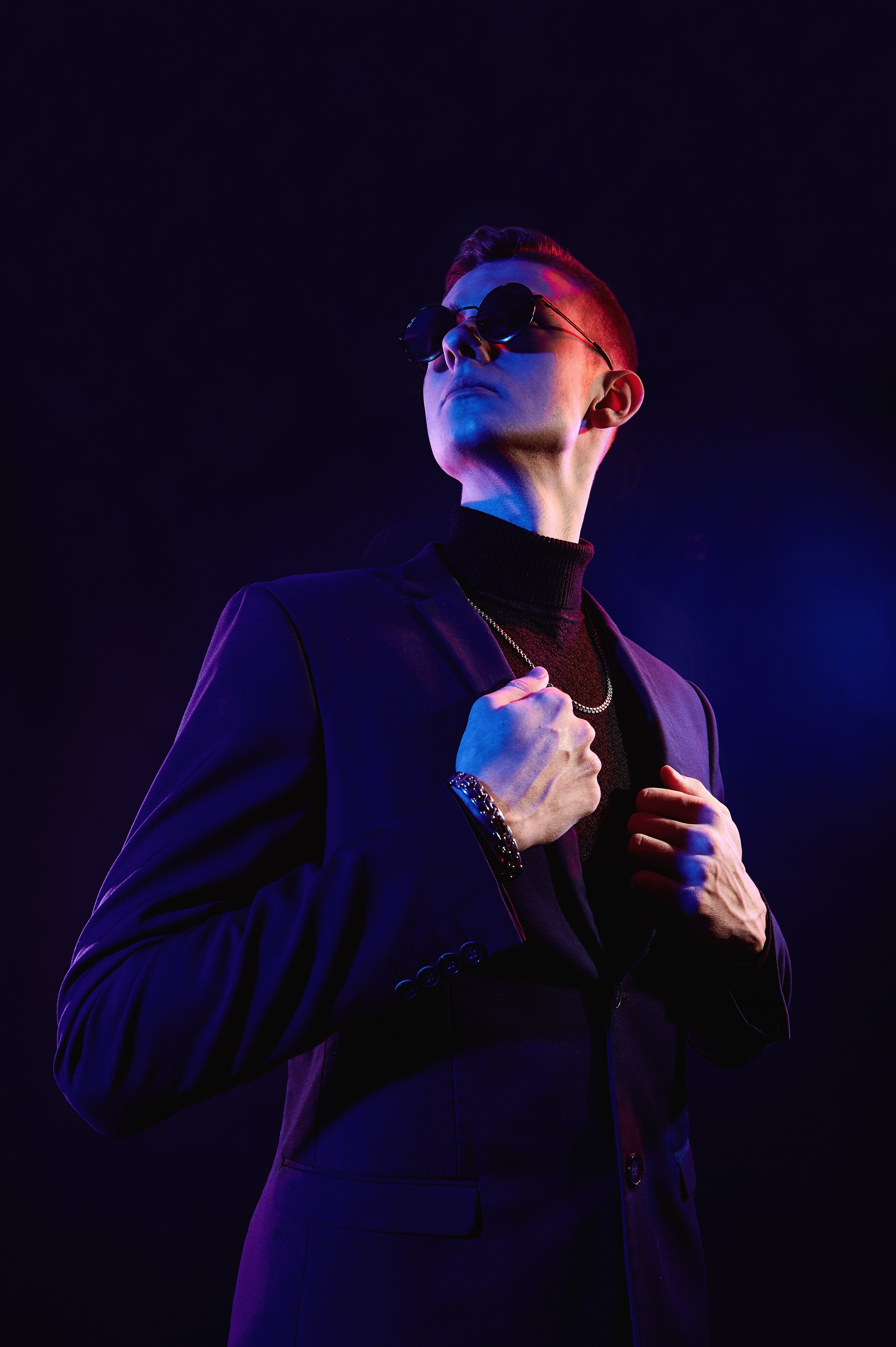 Оффлайн курс в студии RoRo по творческой съёмке. Фотограф Яковлев Роман — Красноярск