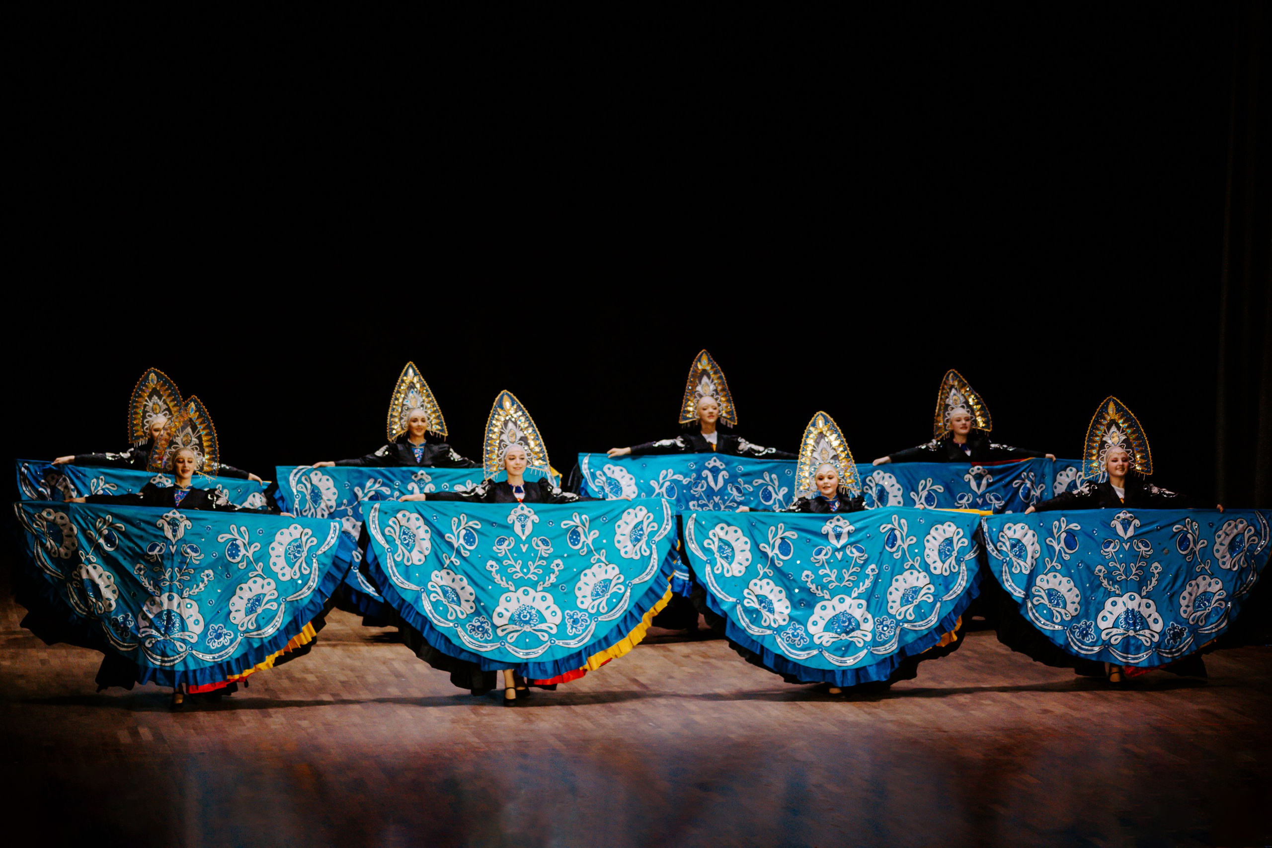 «Уральский сувенир». Концерт танцевальной студии. Фотограф в Челябинске Ополихина Анна