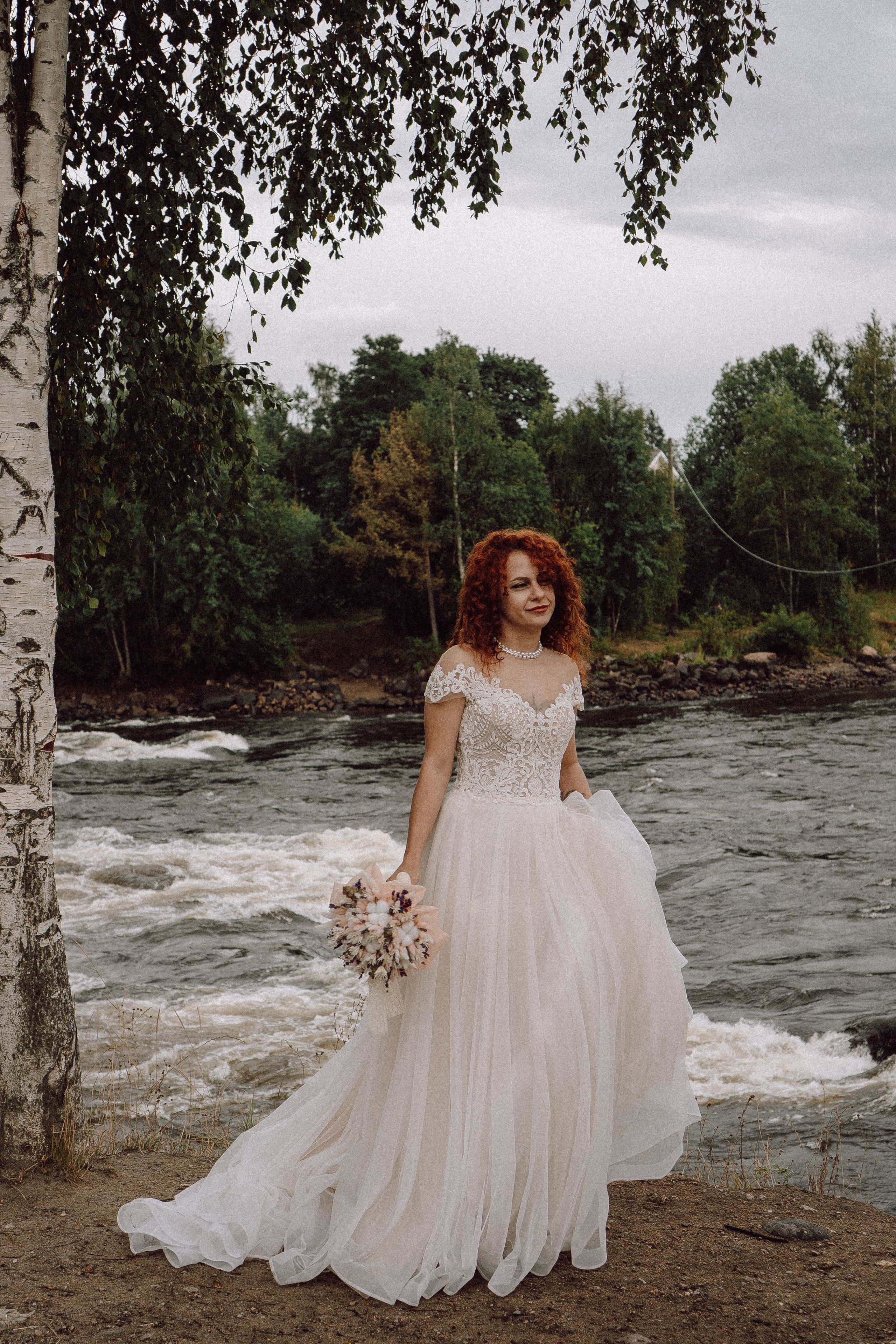 СВАДЕБНАЯ ФОТОСЕССИИЯ ПАРЫ В ГОРОДЕ ПРИОЗЕРСК В СОСНОВОМ ЛЕСУ И С ПИКАПОМ. Профессиональный фотограф, Санкт-Петербург — Виктория Богомолова