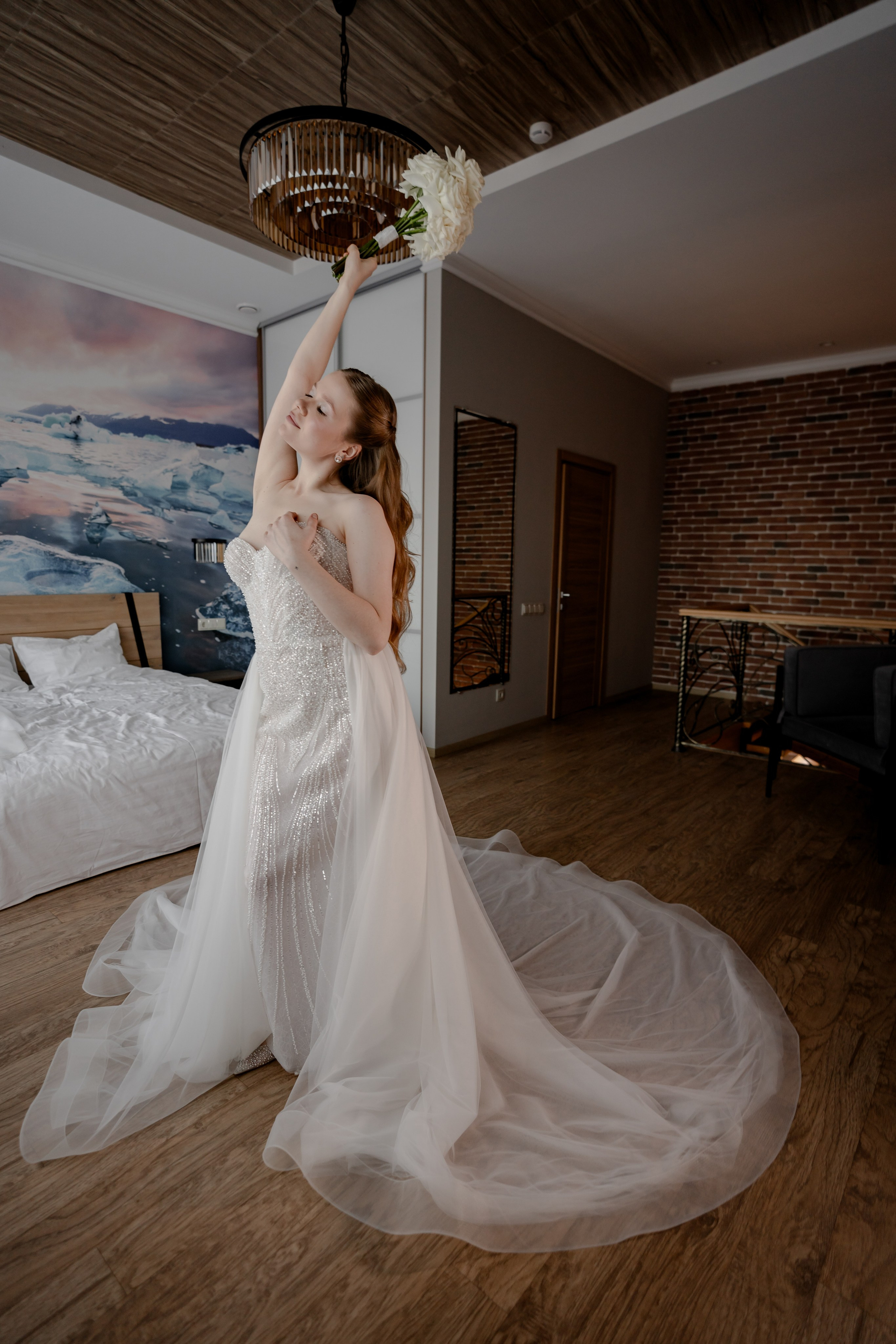 СВАДЕБНАЯ СЬЕМКА СБОРОВ В ОТЕЛЕ И ВЫЕЗД НА ЦЕРЕМОНИЮ (СНЯТО В СИБИРЕ В НИЖНЕВАРТОВСКЕ)М. Профессиональный фотограф, Санкт-Петербург — Виктория Богомолова