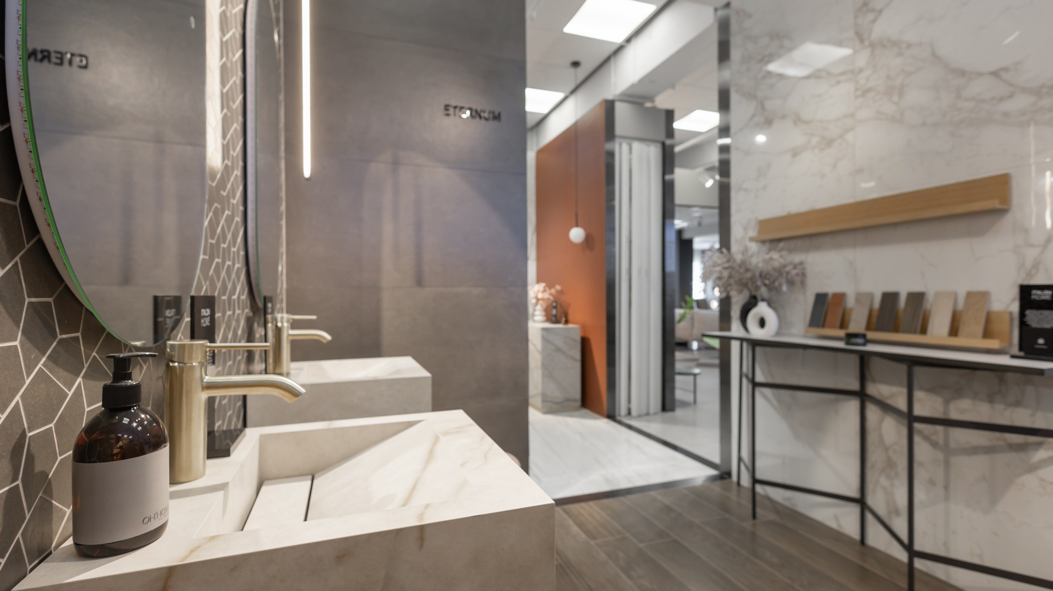 Интерьерная. Фотограф свадебный, репортажный, индивидуальный, фото для маркетплейсов, брендов, автосалонов