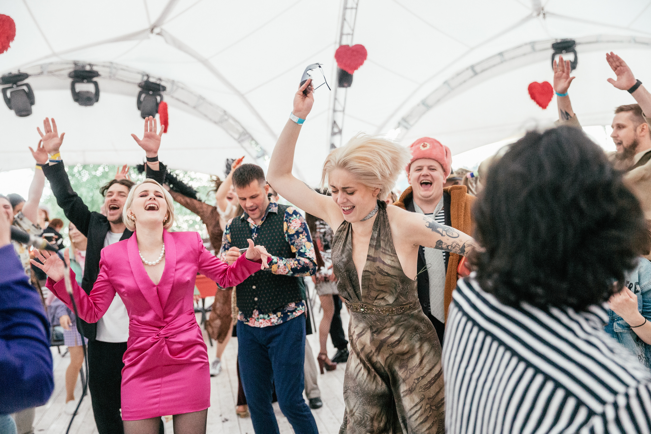 Свадьба в стиле «ГОРЬКО» Маша и Сережа '22. Портфолио свадебного фотографа. Роман Каргаполов