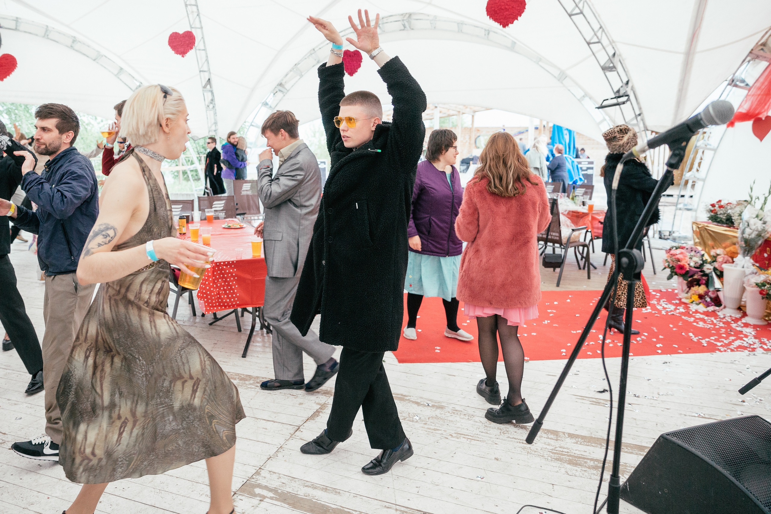 Свадьба в стиле «ГОРЬКО» Маша и Сережа '22. Портфолио свадебного фотографа. Роман Каргаполов