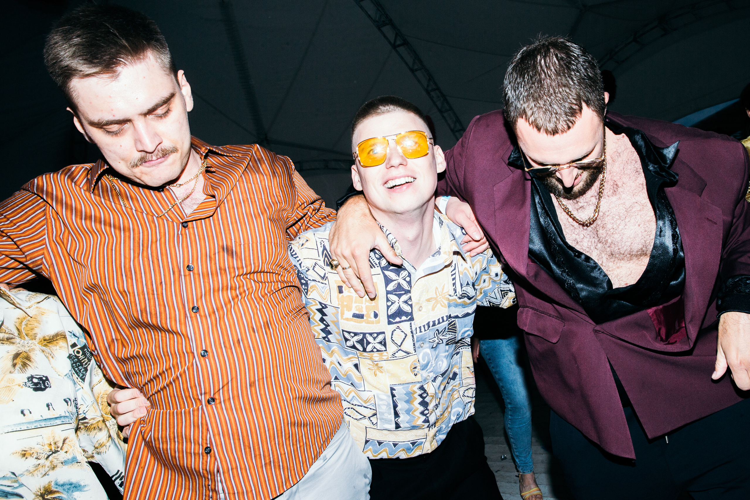 Свадьба в стиле «ГОРЬКО» Маша и Сережа '22. Портфолио свадебного фотографа. Роман Каргаполов