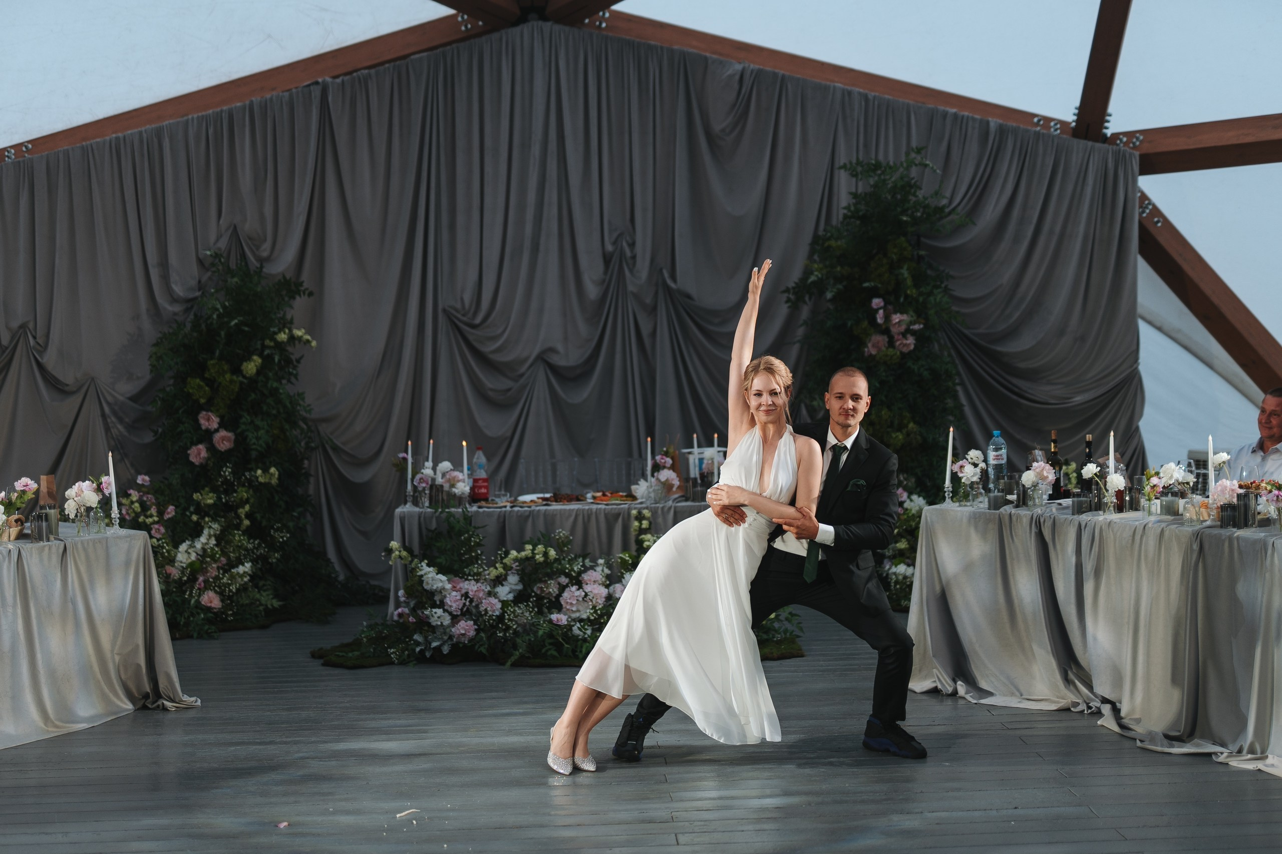 Свадьба в шатре «Хотим Едим» Уфа 22 июня 2025 — M5, выездная регистрация, свадебный фотограф Дмитрий Носков