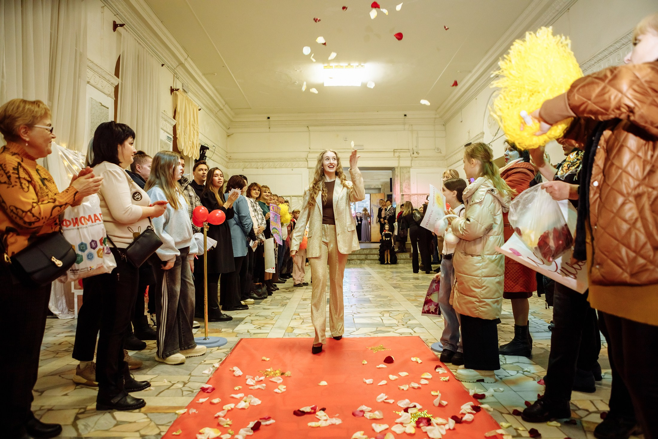 Музыкальная премия «Взлет». Фотографы в городе Волгограде — Людмила Агеева и Алексей Околелов