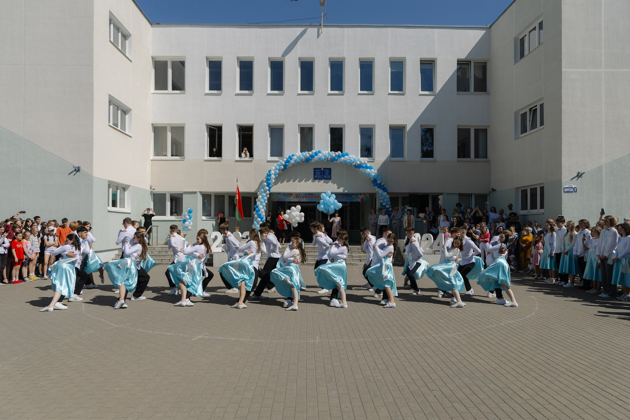 Последний звонок 2024. Свадебный фотограф в Минске/Беларуси Сергей Спиридонов