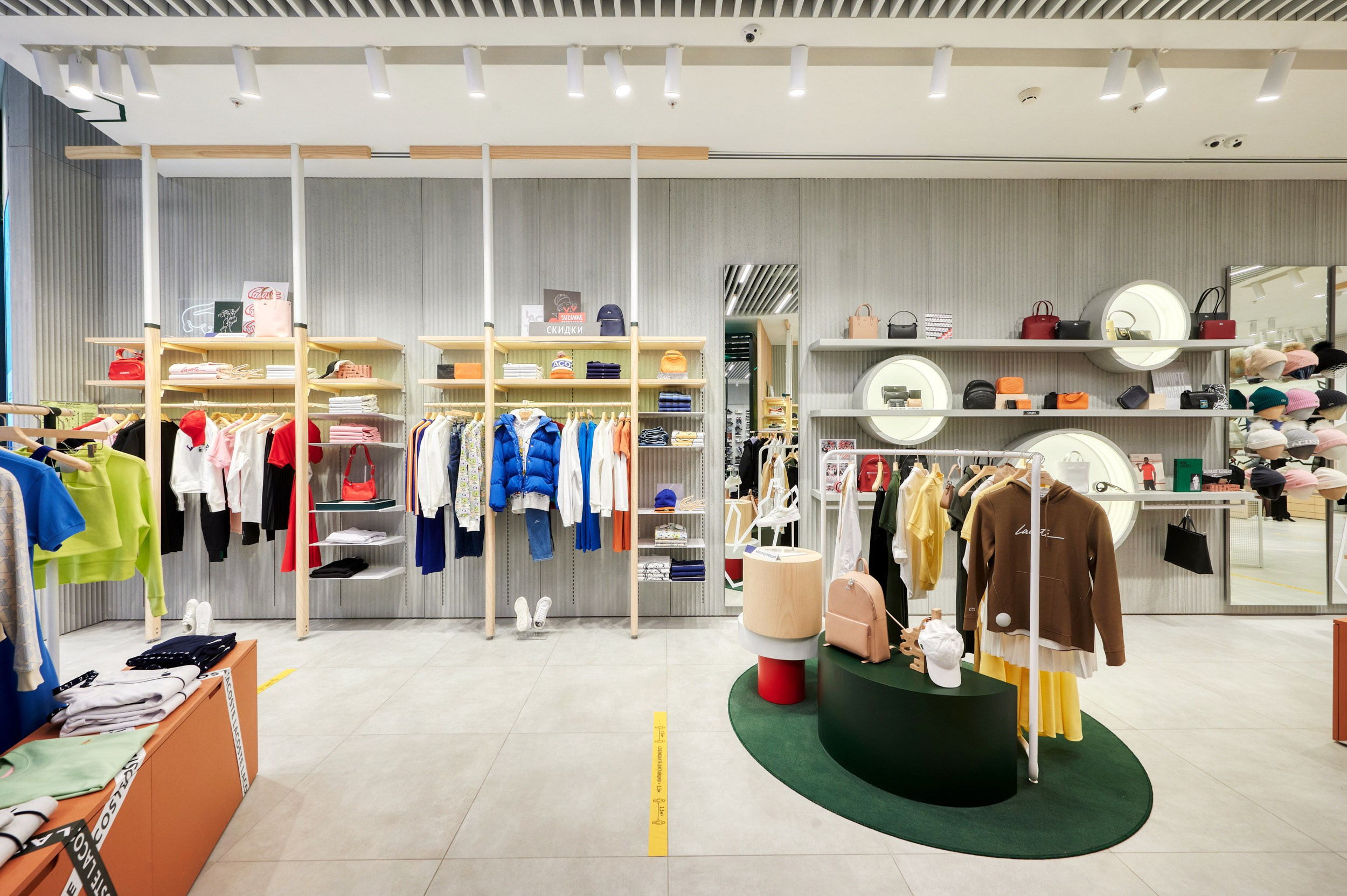 Ретейл. Герман Лепёхин коммерческий фотограф в Москве: репортаж, портреты, интерьеры, производство