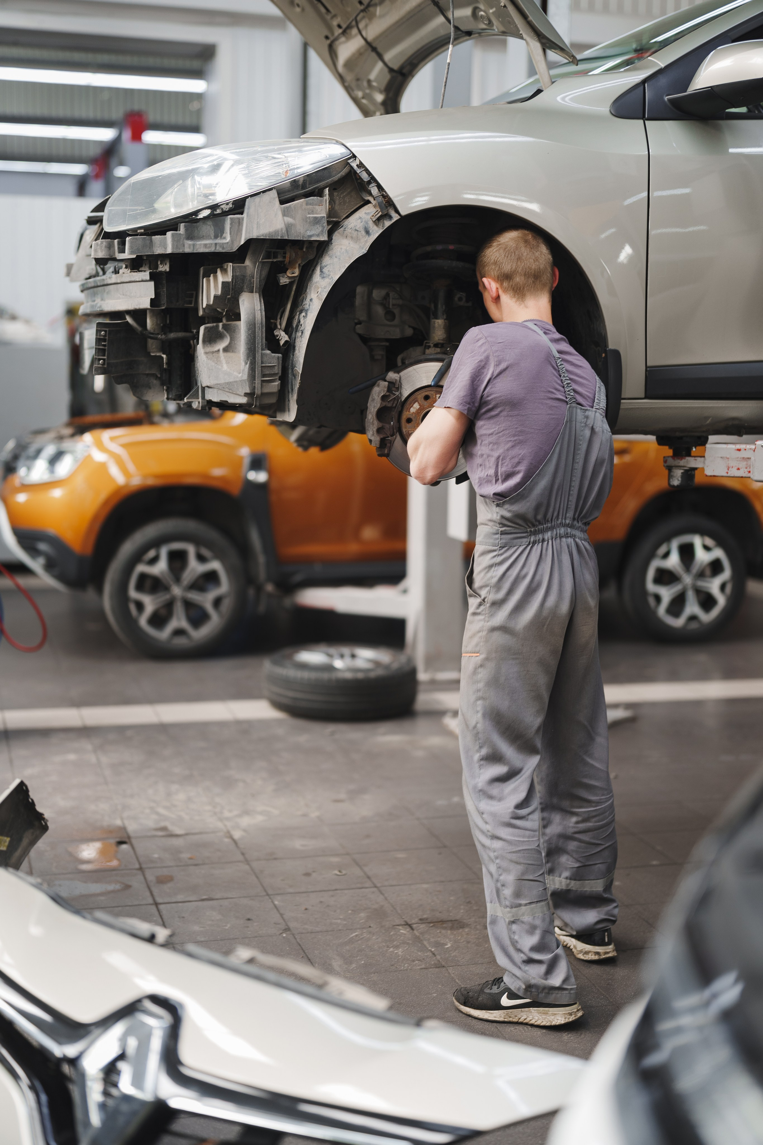 Автосалон «Боравто». Фотограф Олег Сотник