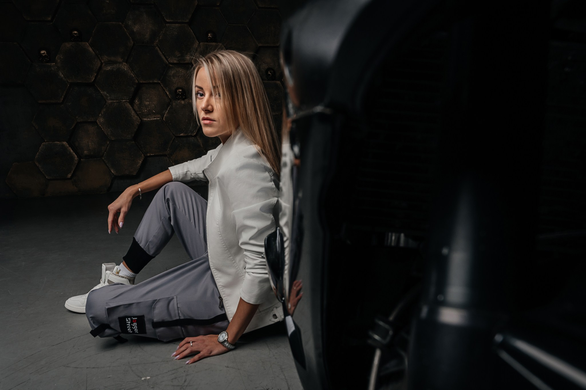 Девушка и мотоцикл. Свадебный и семейный фотограф из Санкт-Петербурга Климов Анатолий