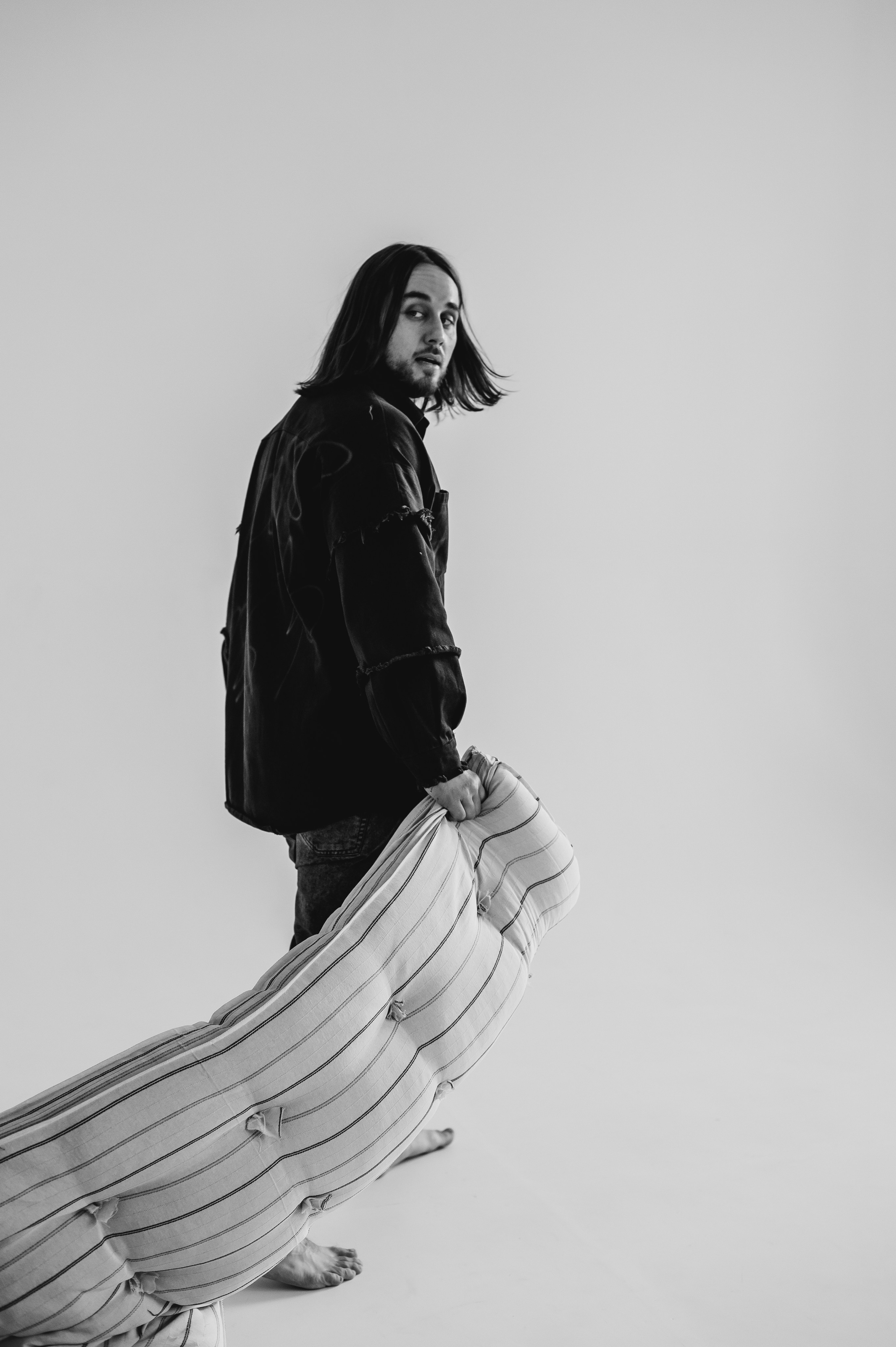 Мужской. Фотостудия 220 — первая в Чите фотостудия, предназначенная для работы