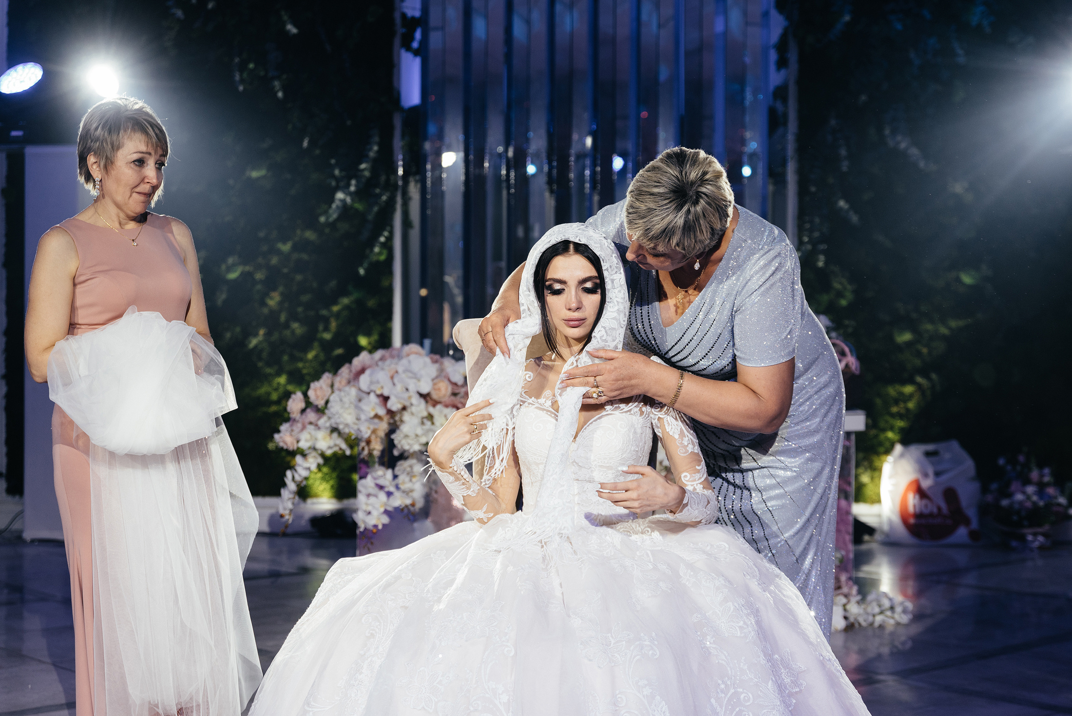 Андрей и Ксюша. Свадебные, портретные и семейные фотографы в Петербурге