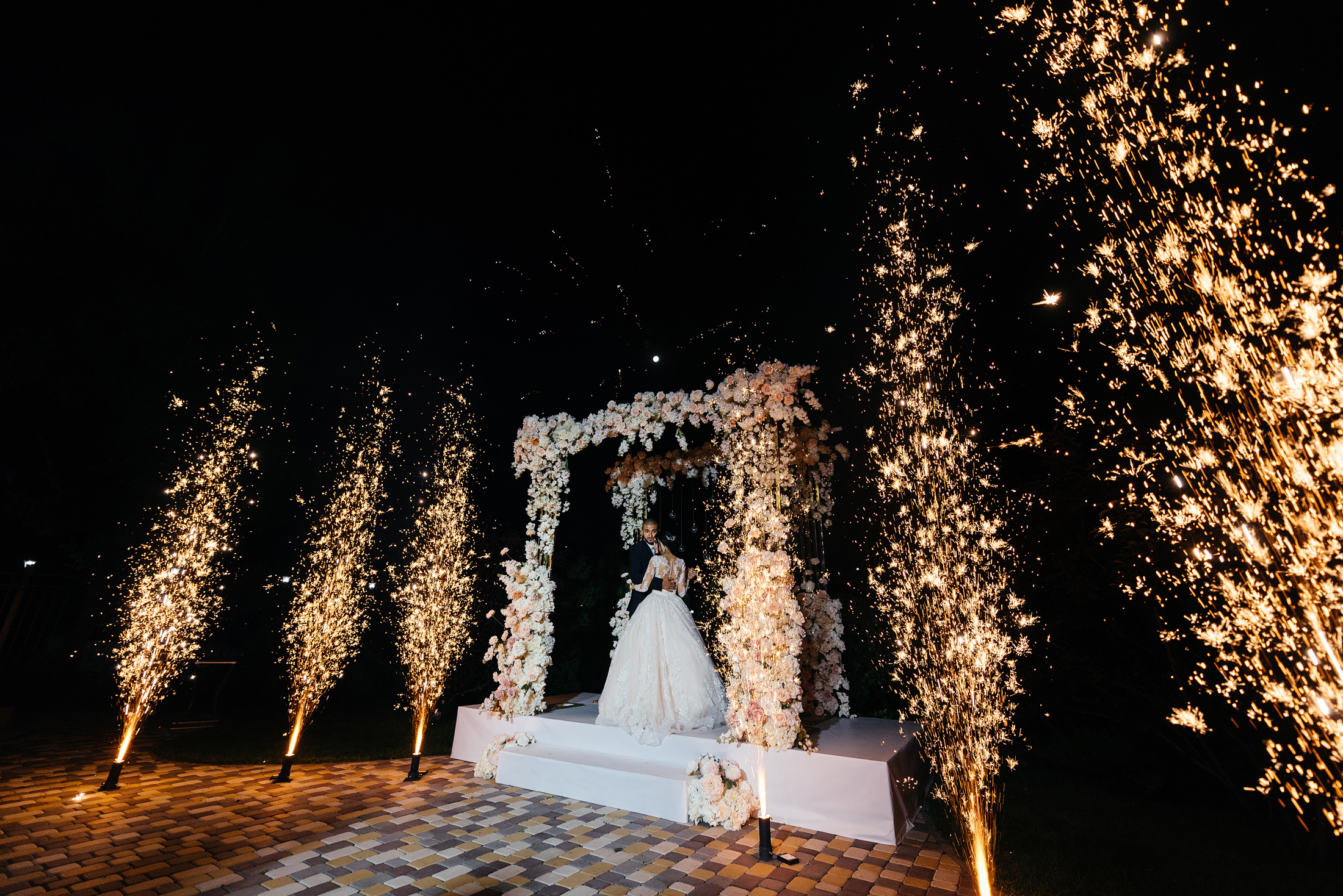 Андрей и Ксюша. Свадебные, портретные и семейные фотографы в Петербурге