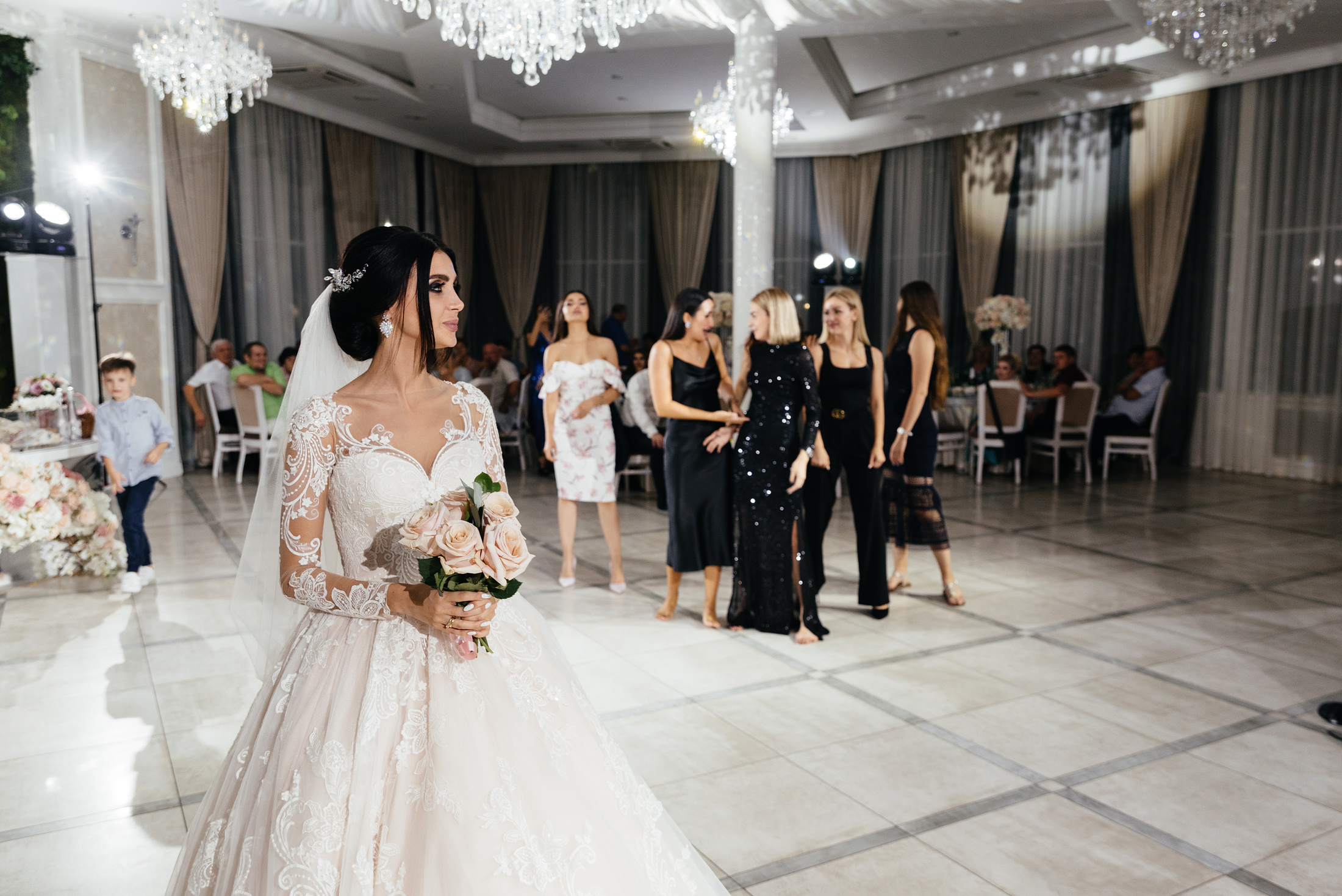 Андрей и Ксюша. Свадебные, портретные и семейные фотографы в Петербурге