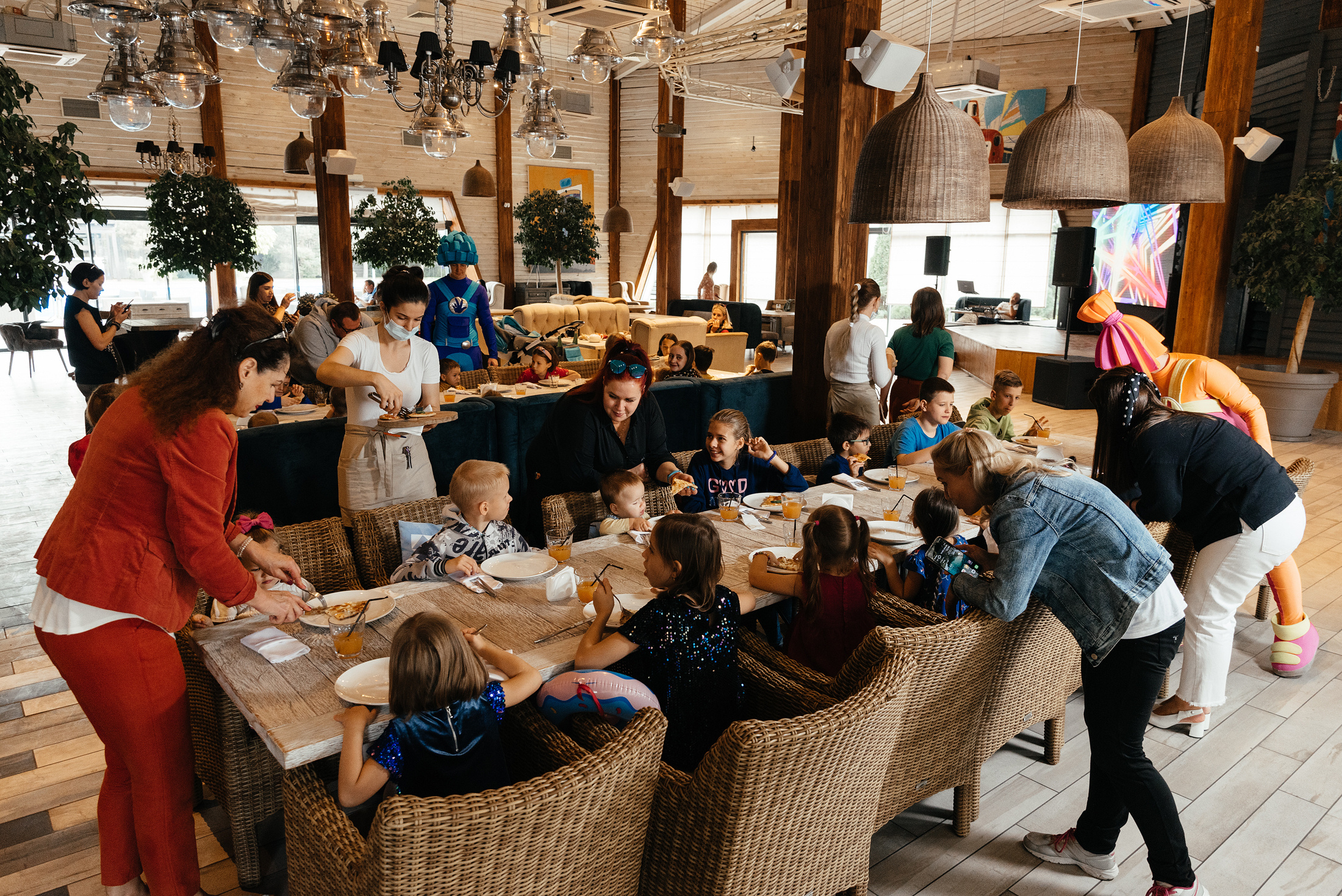 Wedding and family photographer in Dubai Vasilii Albul