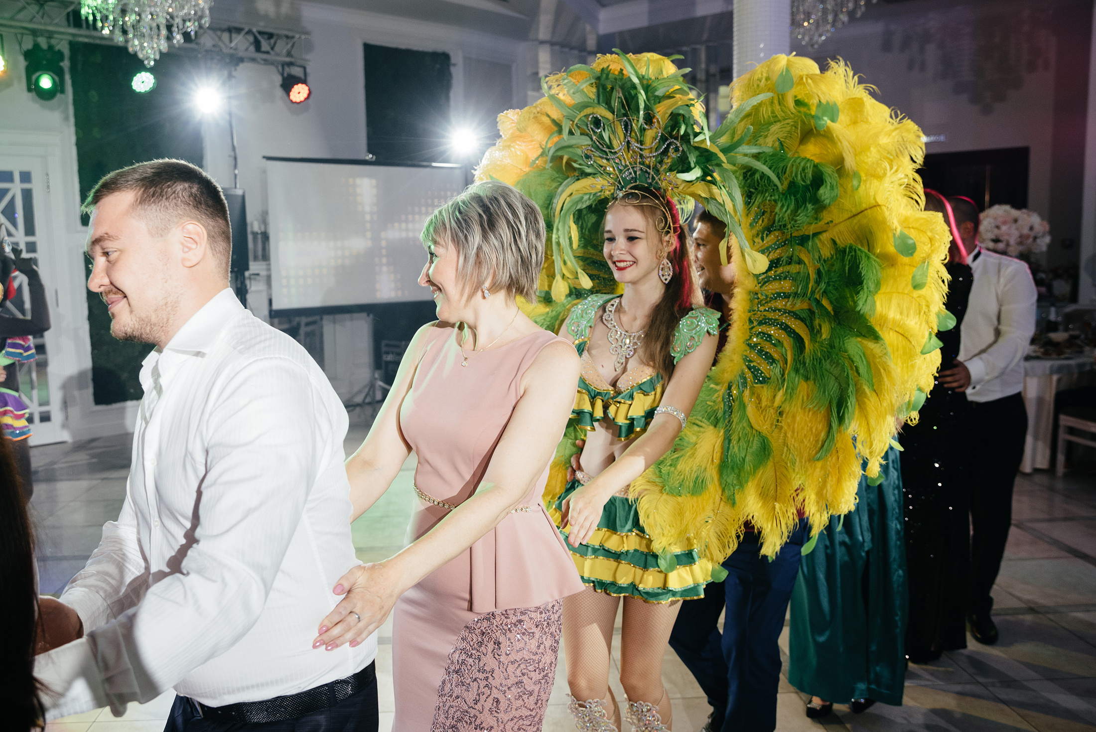 Андрей и Ксюша. Свадебные, портретные и семейные фотографы в Петербурге