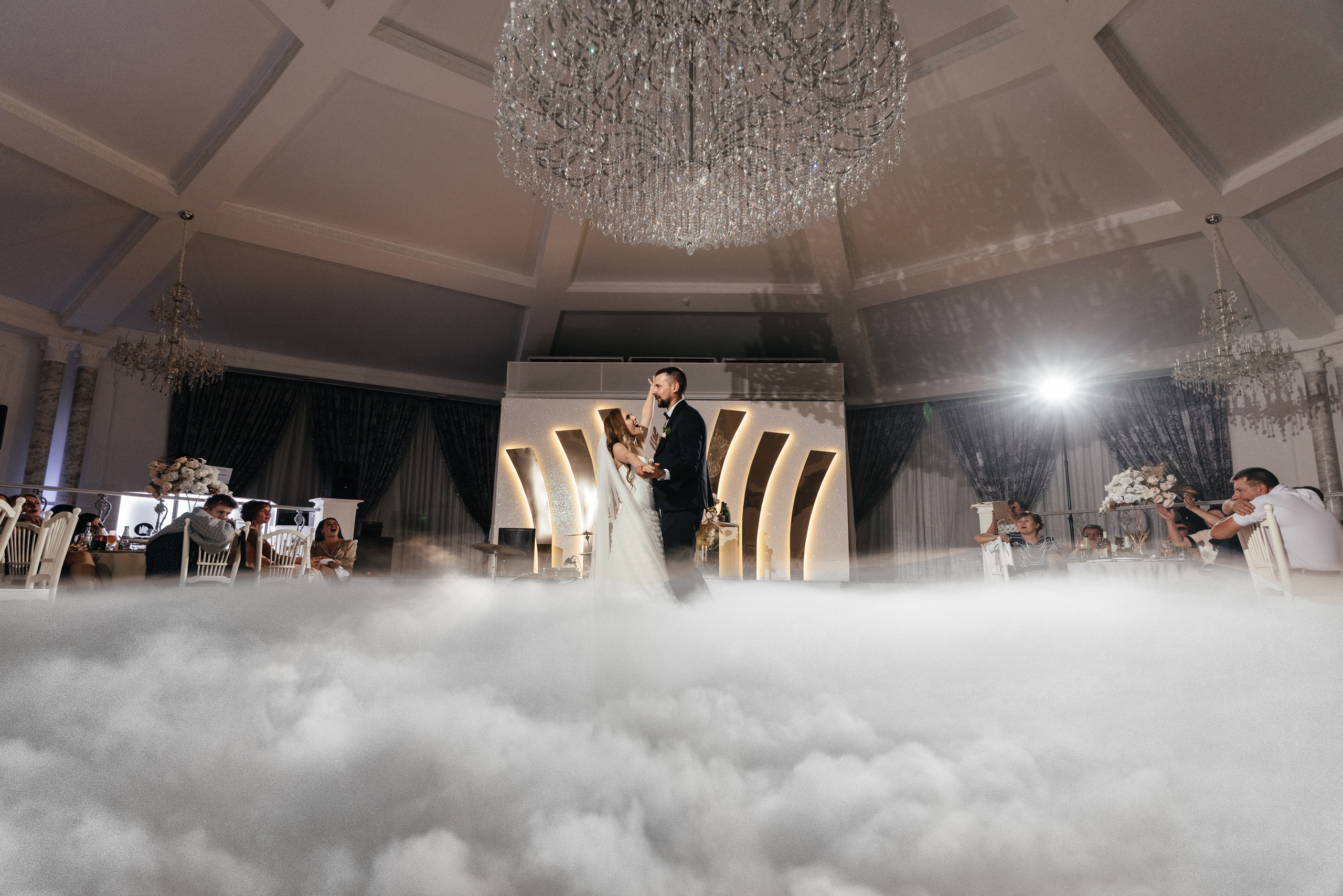 Анонс свадебного дня Влада и Маши. Свадебные, портретные и семейные фотографы в Петербурге